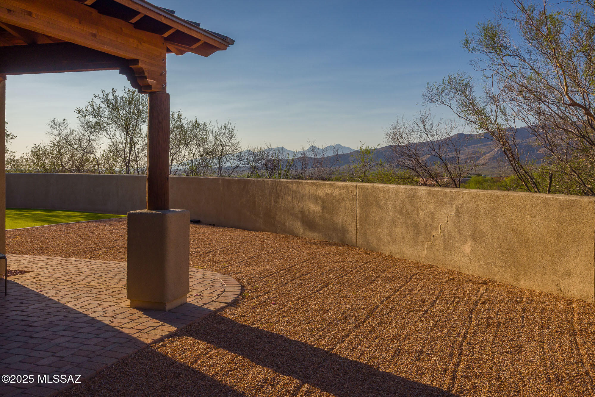 Coyote Creek (1-395) - Residential