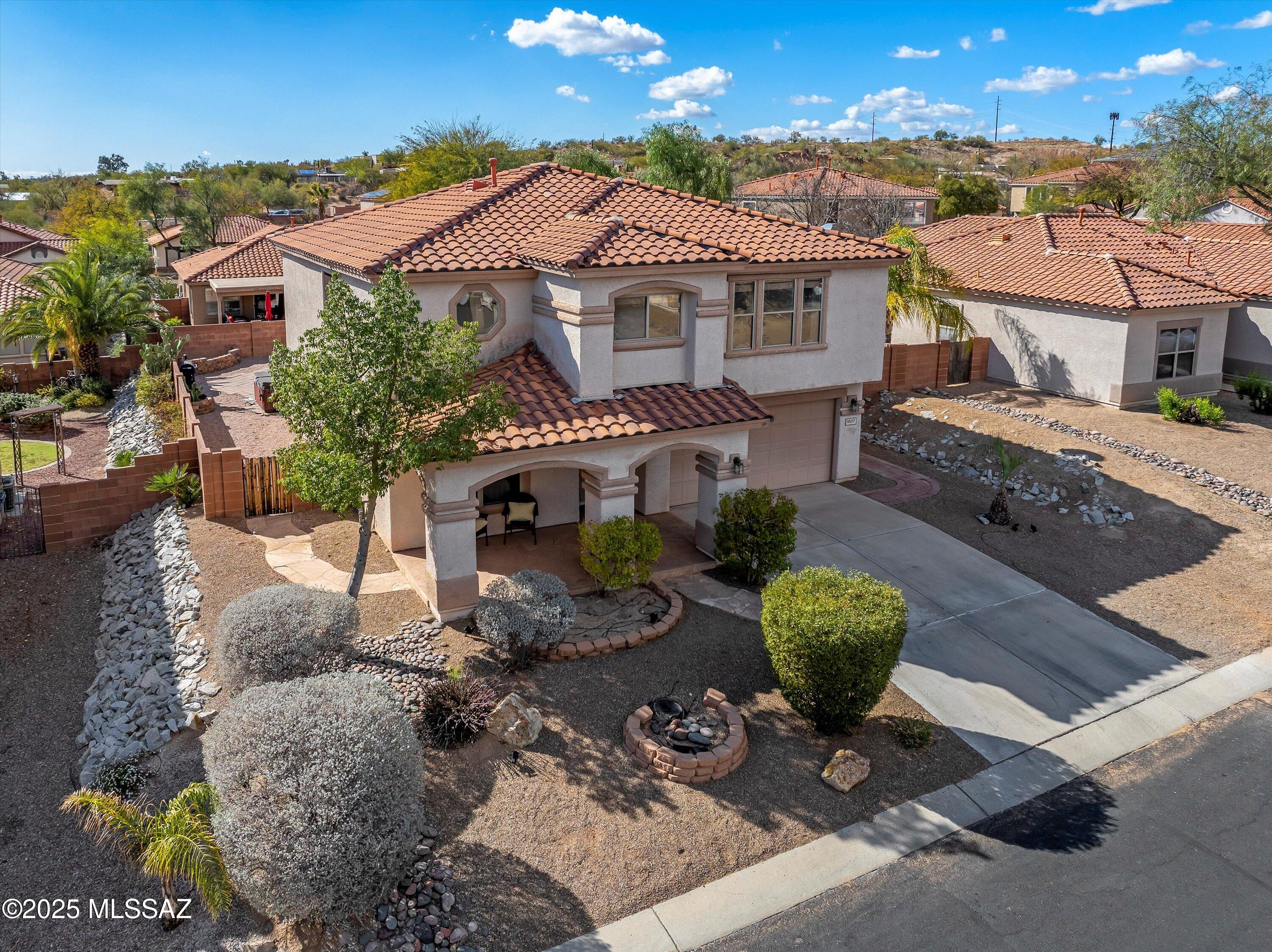 Villages Of La Canada (The) - Residential