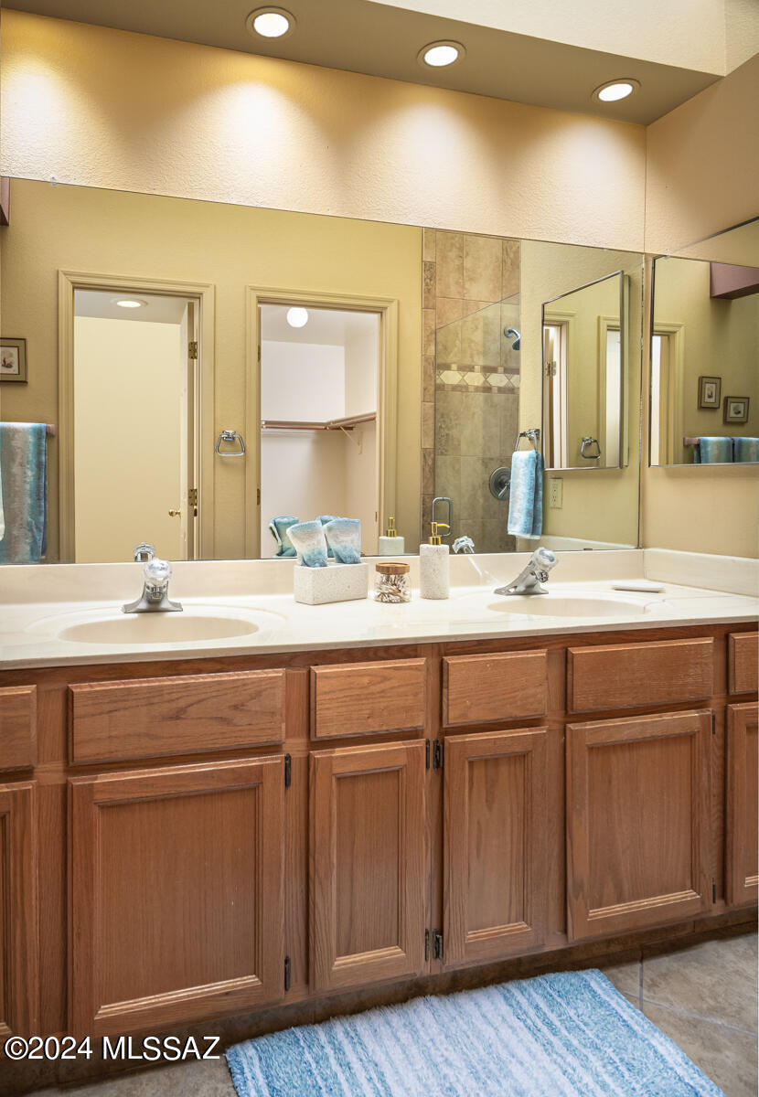 Tucson National Townhomes West II-A(1-41) - Residential