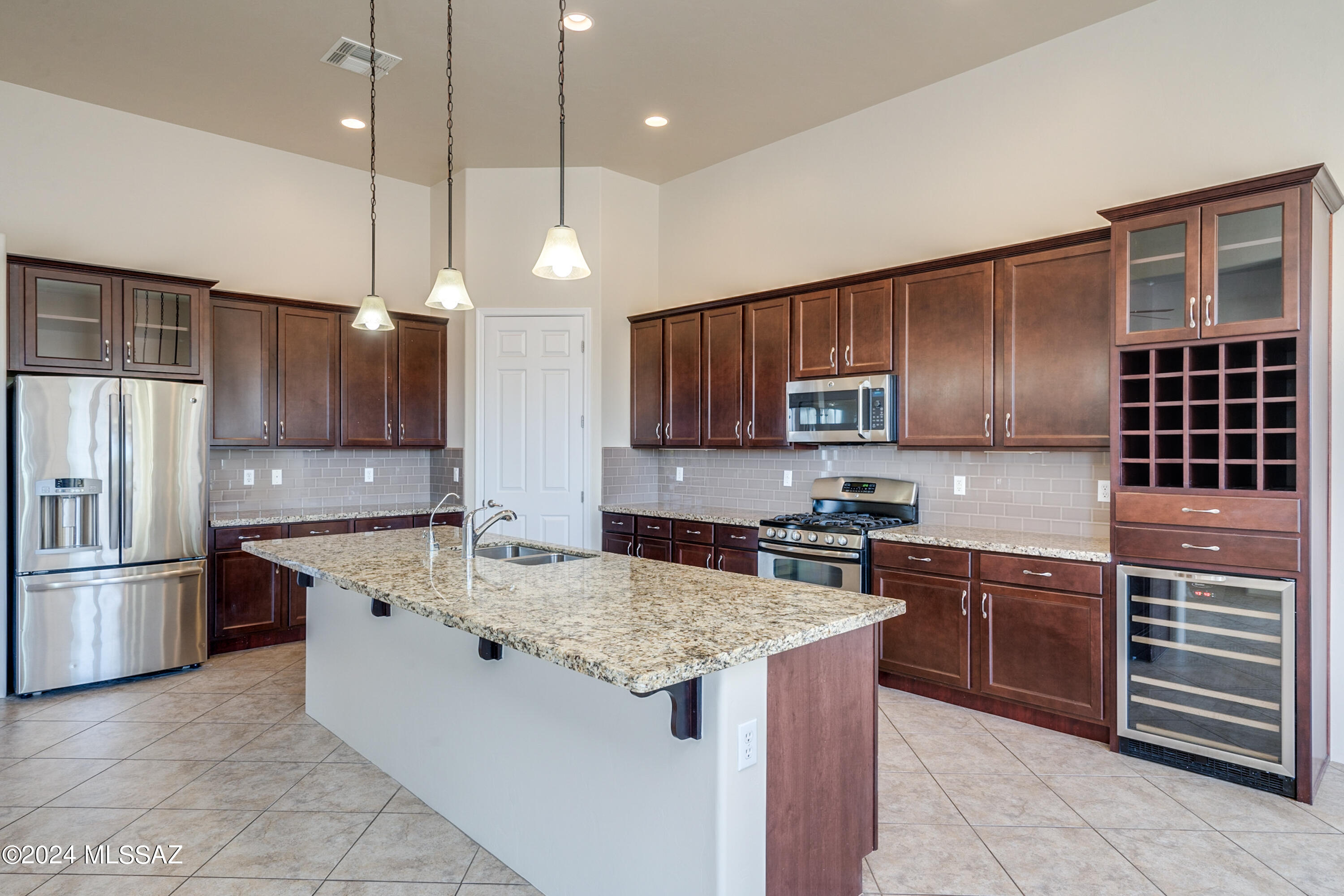 Preserve III at Dove Mtn (306-486,530-534,577-605) - Residential Lease