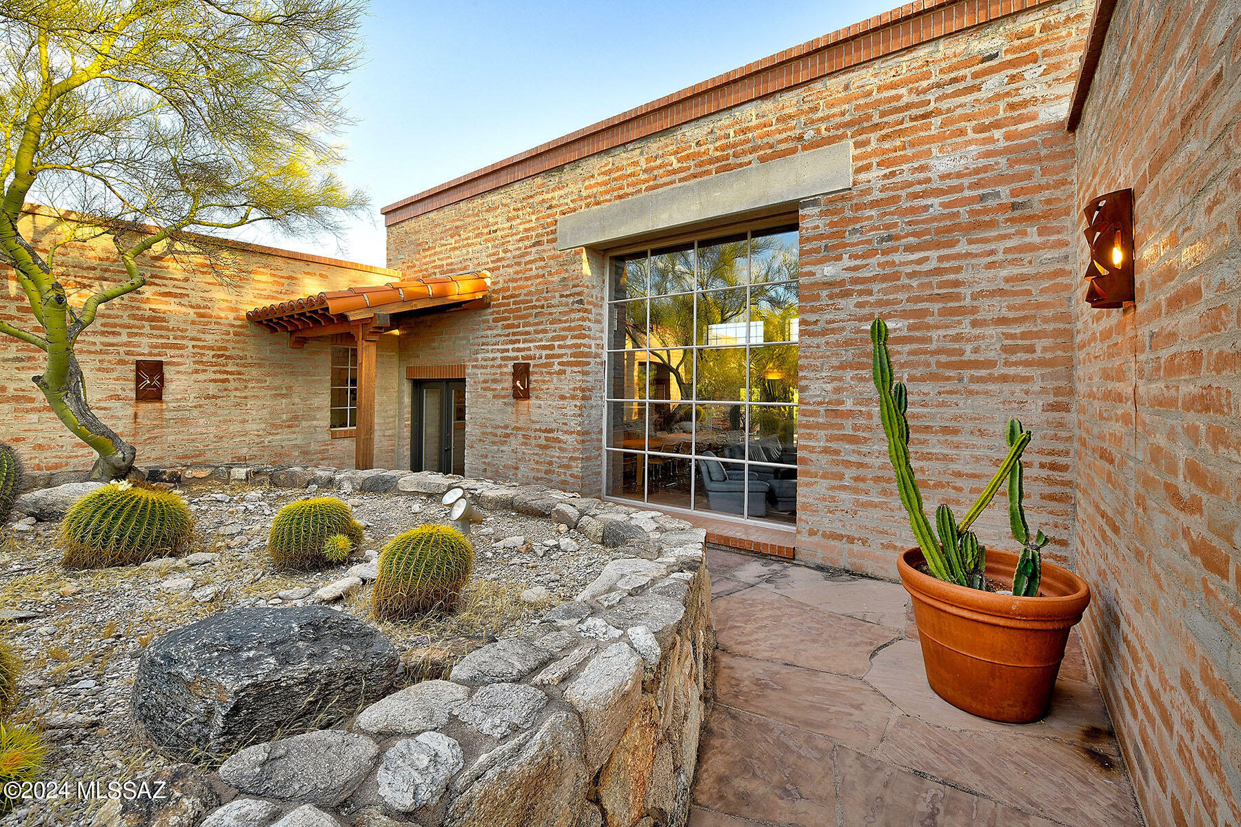Catalina Foothills Estates NO. 10 (1-72) - Residential