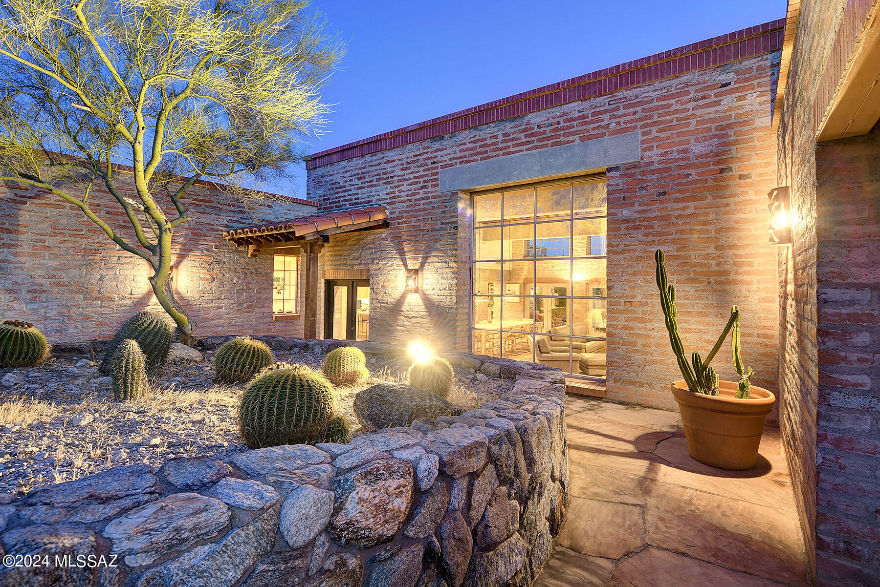 Catalina Foothills Estates NO. 10 (1-72) - Residential