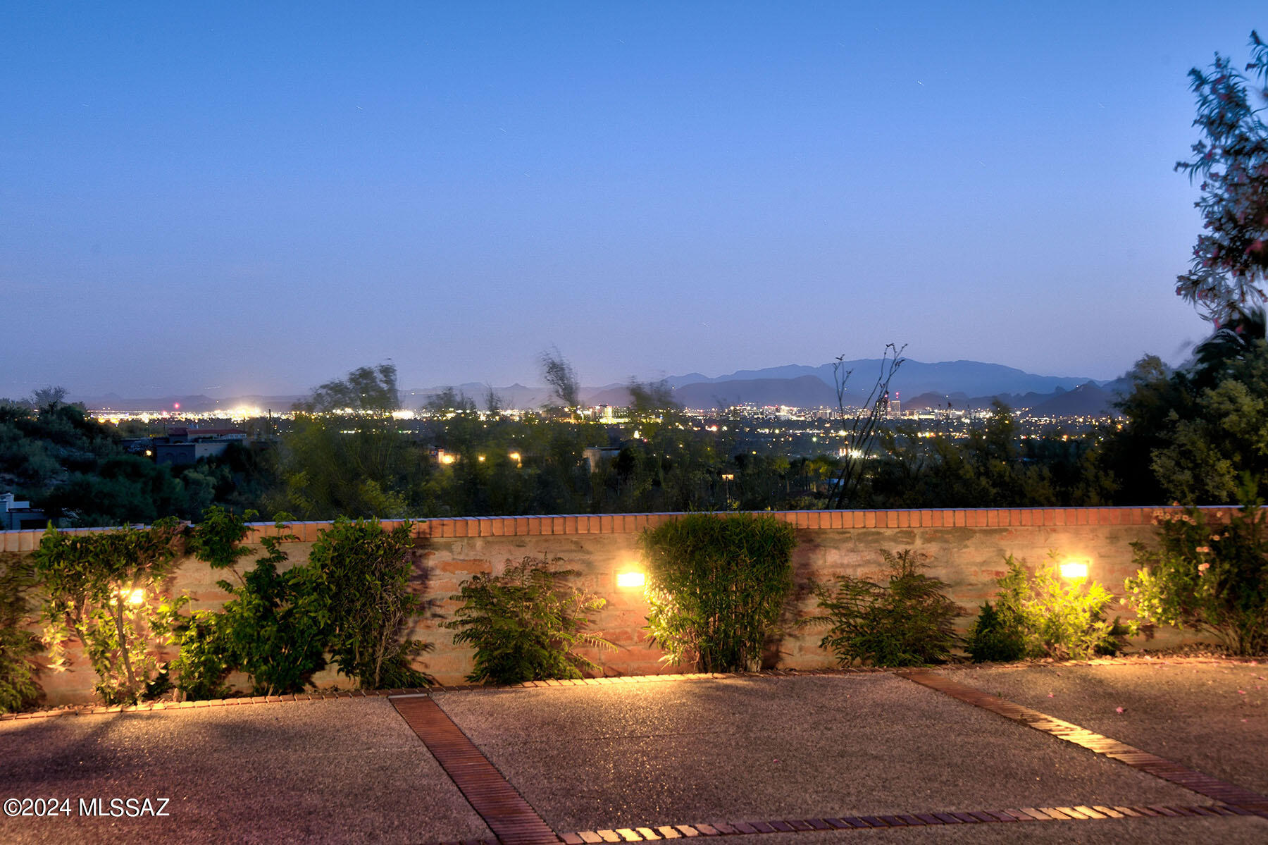 Catalina Foothills Estates NO. 10 (1-72) - Residential