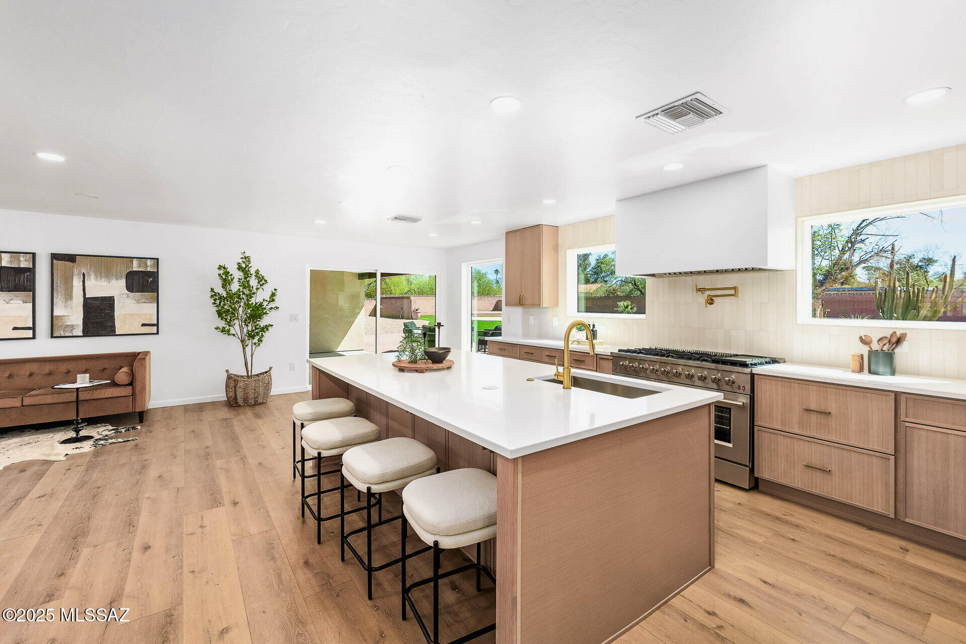 Colonia Solana - Residential