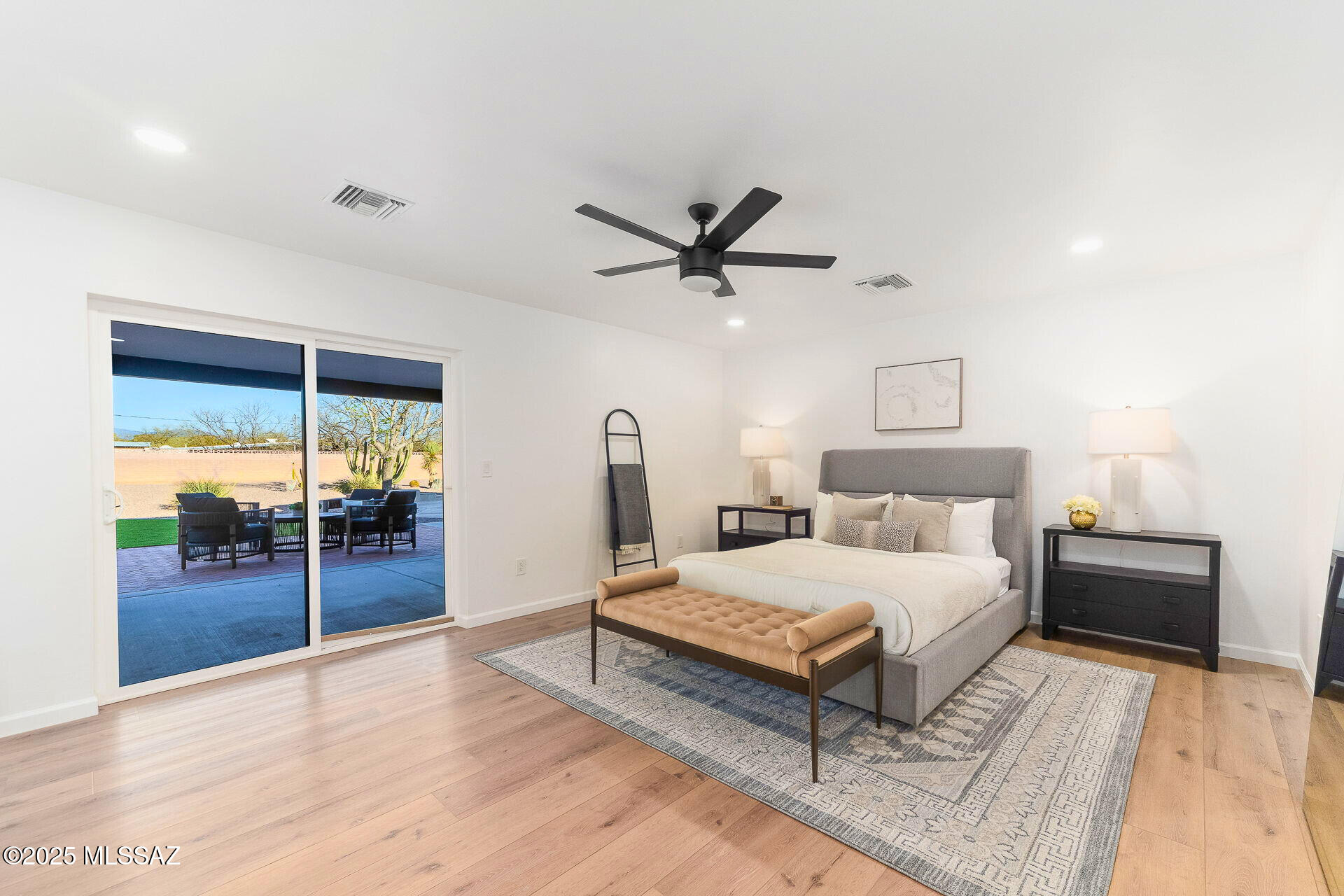Colonia Solana - Residential
