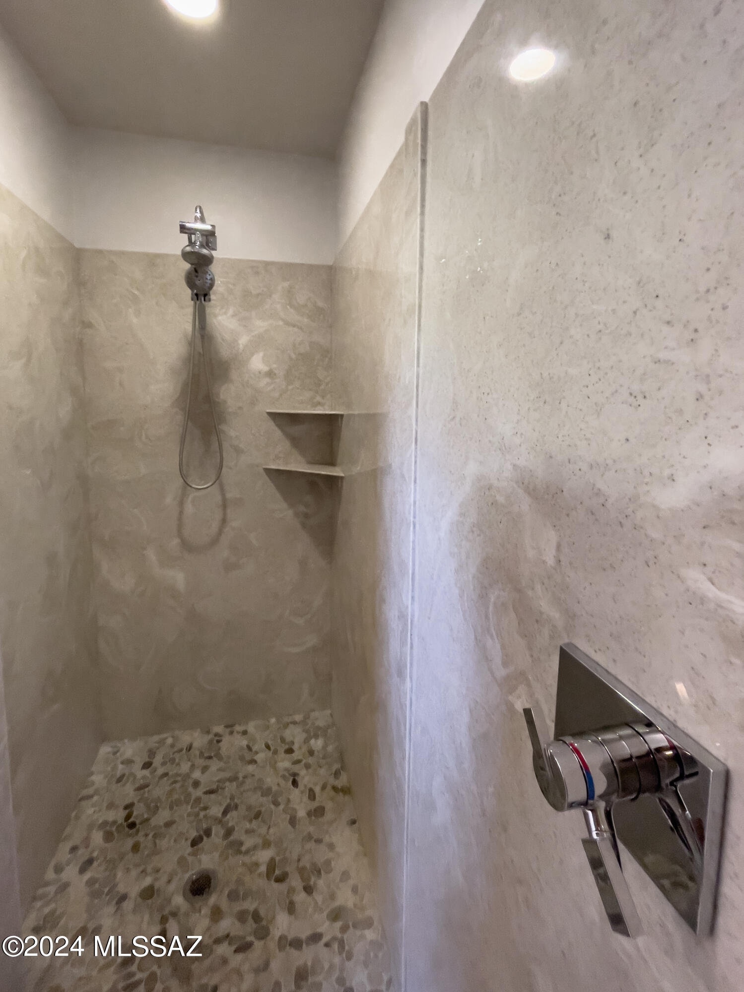 Rio Verde Vista II (74-111) - Residential