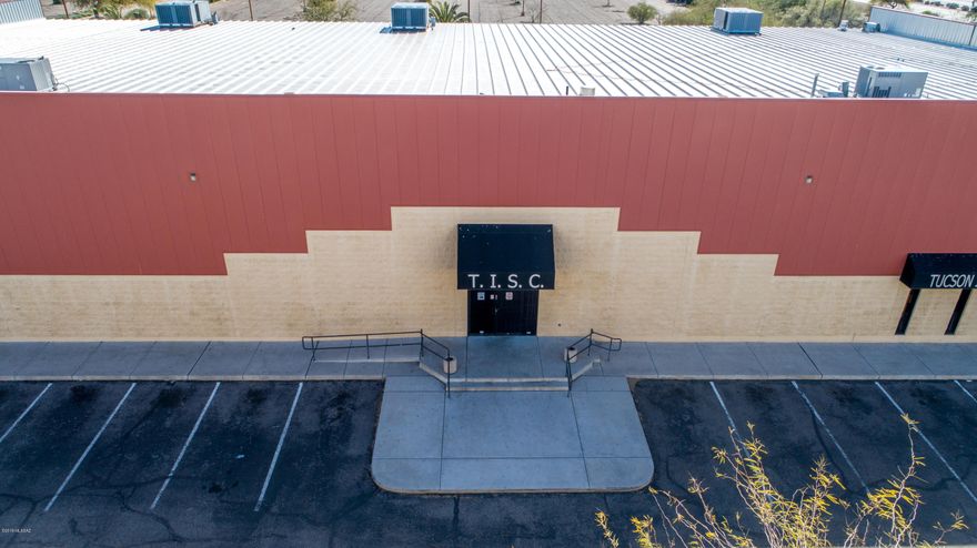 8% cap rate with an established 22 year old business with a new 10 year lease signed.  Very few investments come along that allow you to enjoy peace of mind like this, steady cash flow and Grant Business complex is in a redevelopment stage where appreciation will be realized at high rates. Modified Gross - tenant pays everything but property taxes.