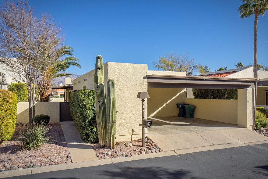 Cute patio home, recently remodeled to the tens and meticulously maintained.  Boasting of new carpet and pad throughout.  Upscale appliances and custom cabinetry throughout kitchen and baths.  Tucked away in a small community with mature vegetation.  Community pool and tennis courts to boot.  This is a hidden gem.