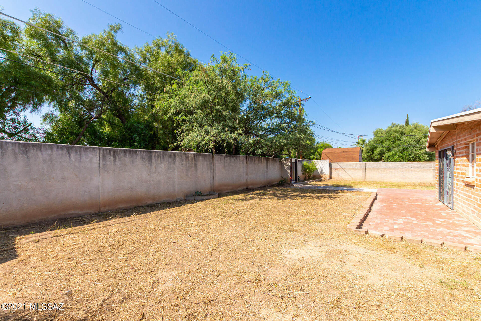 Carlos Terrace - Residential