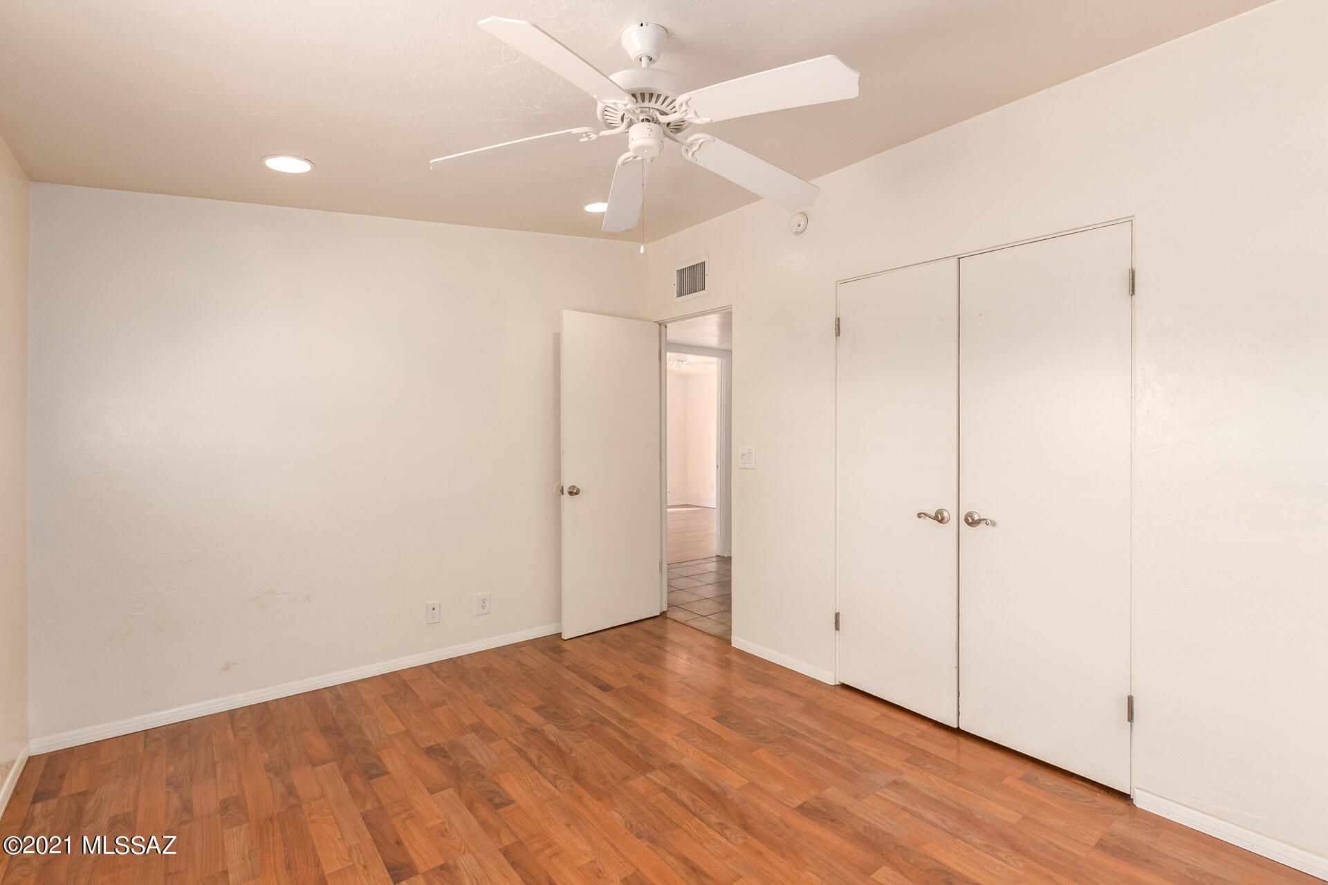 Carlos Terrace - Residential