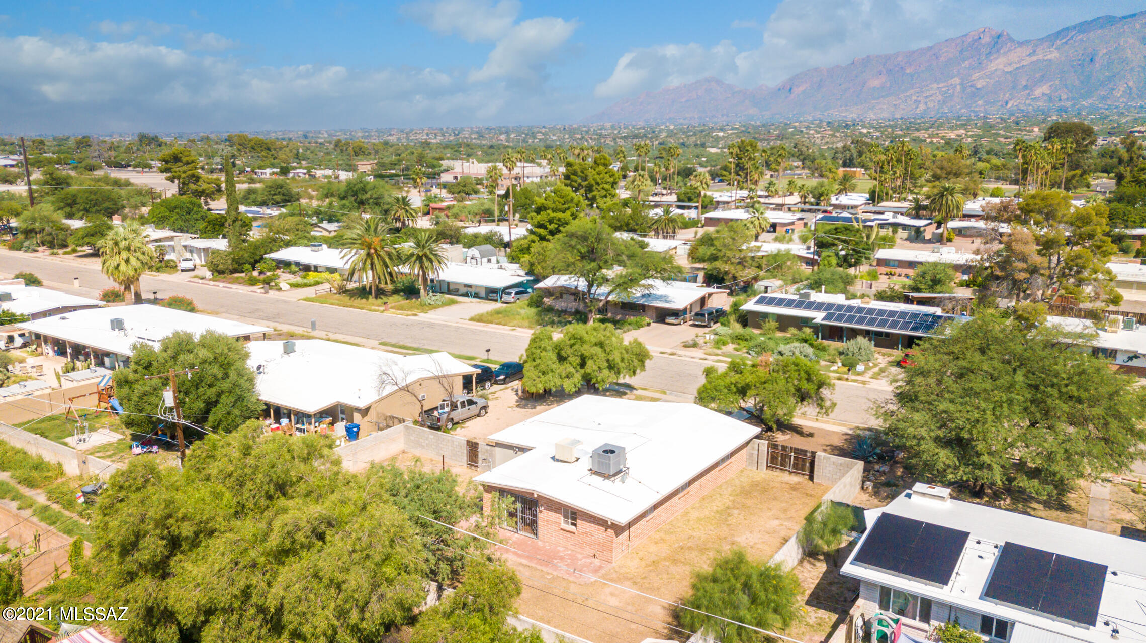 Carlos Terrace - Residential