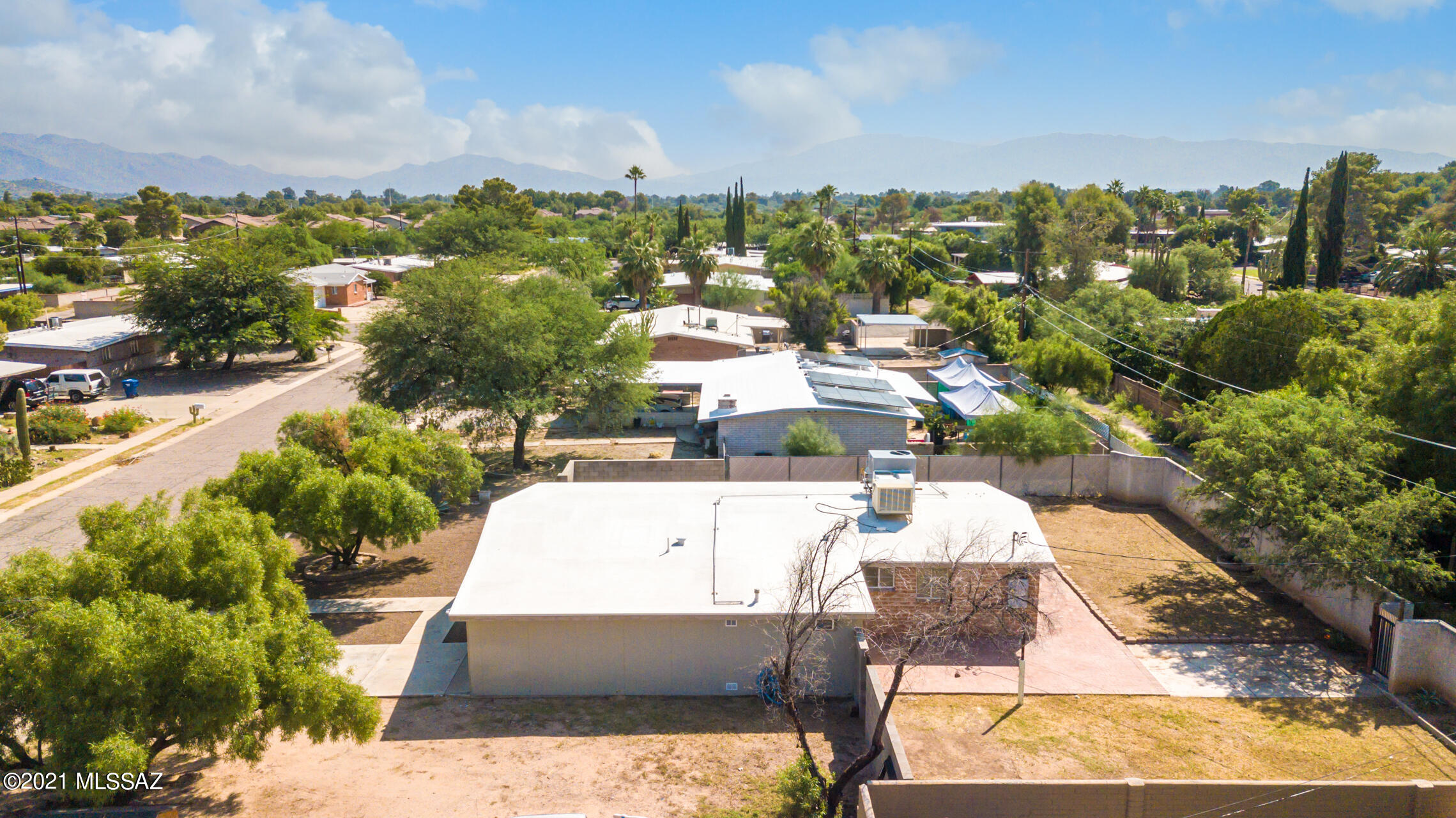 Carlos Terrace - Residential