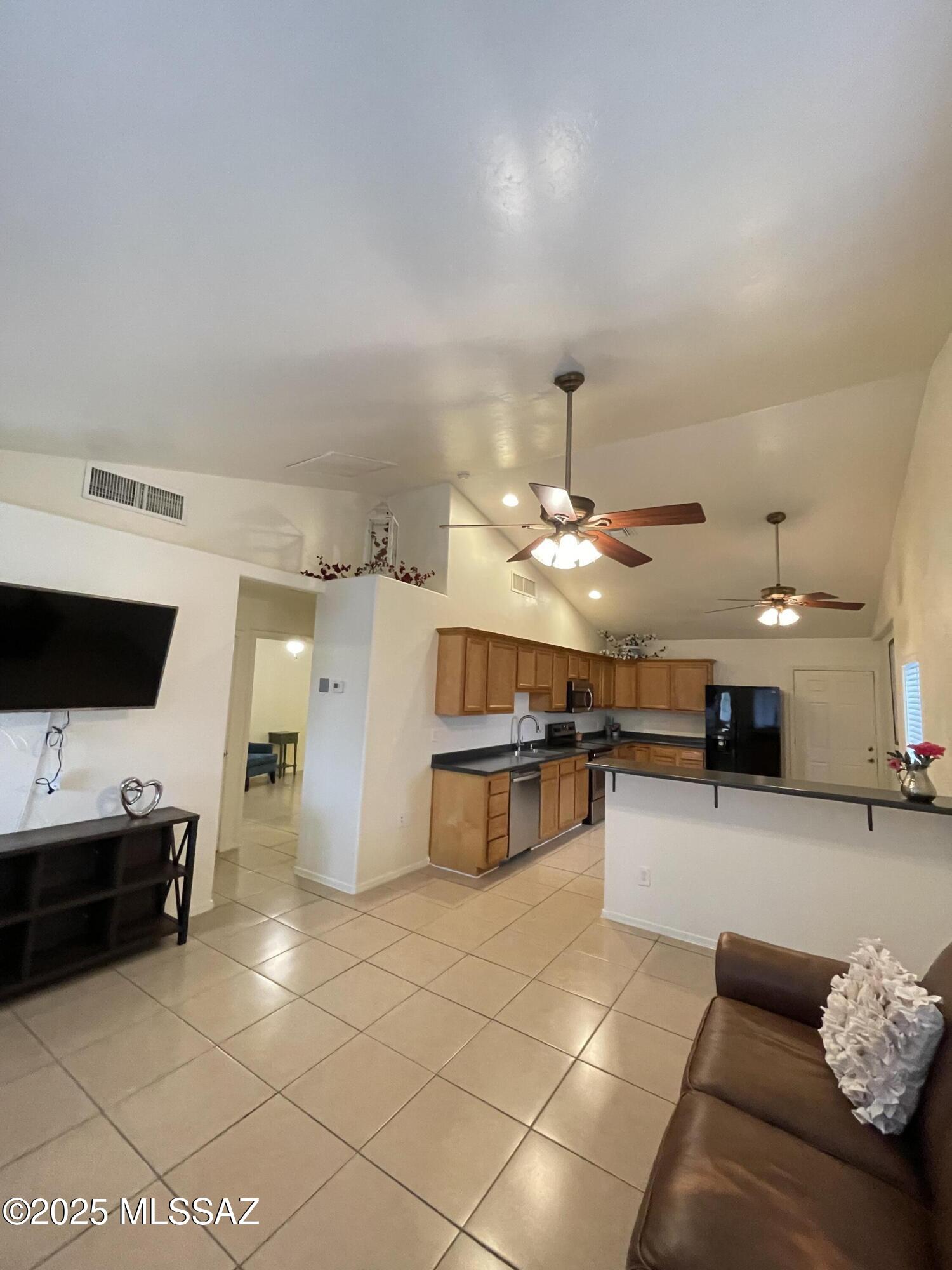115 W Birdman Drive