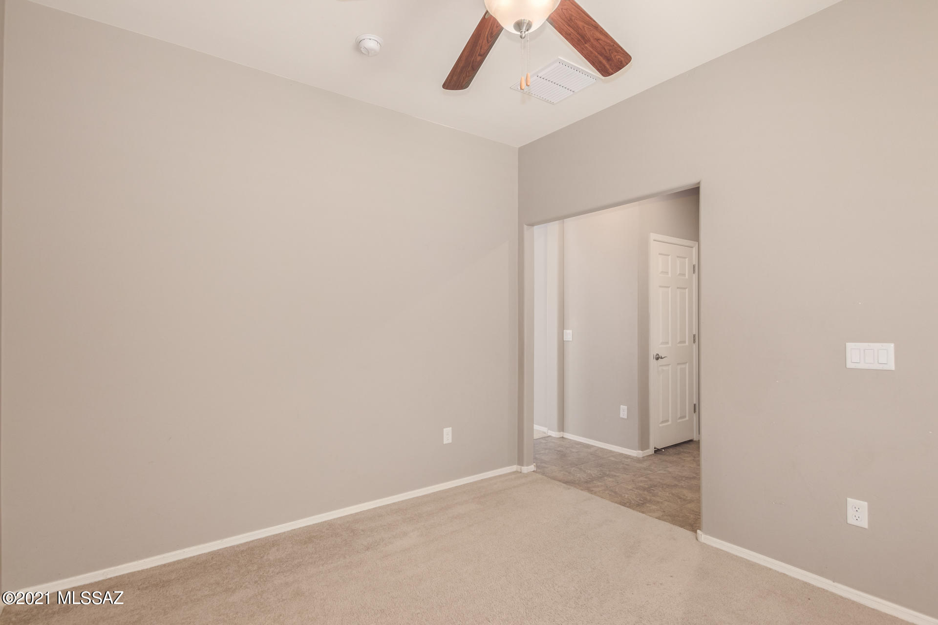 Presidios at Rancho Sahuarita (1-927) - Residential Lease