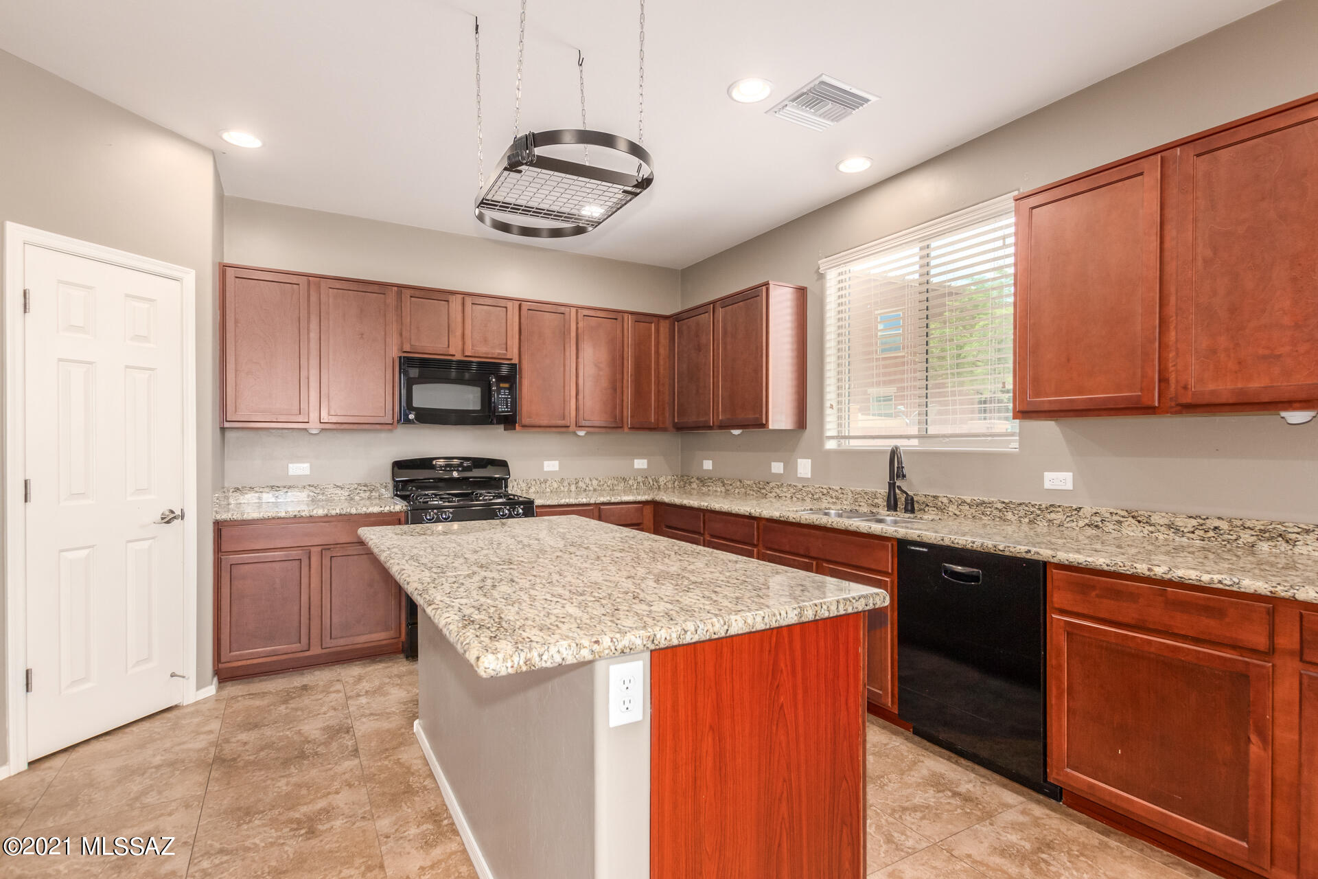 Presidios at Rancho Sahuarita (1-927) - Residential Lease