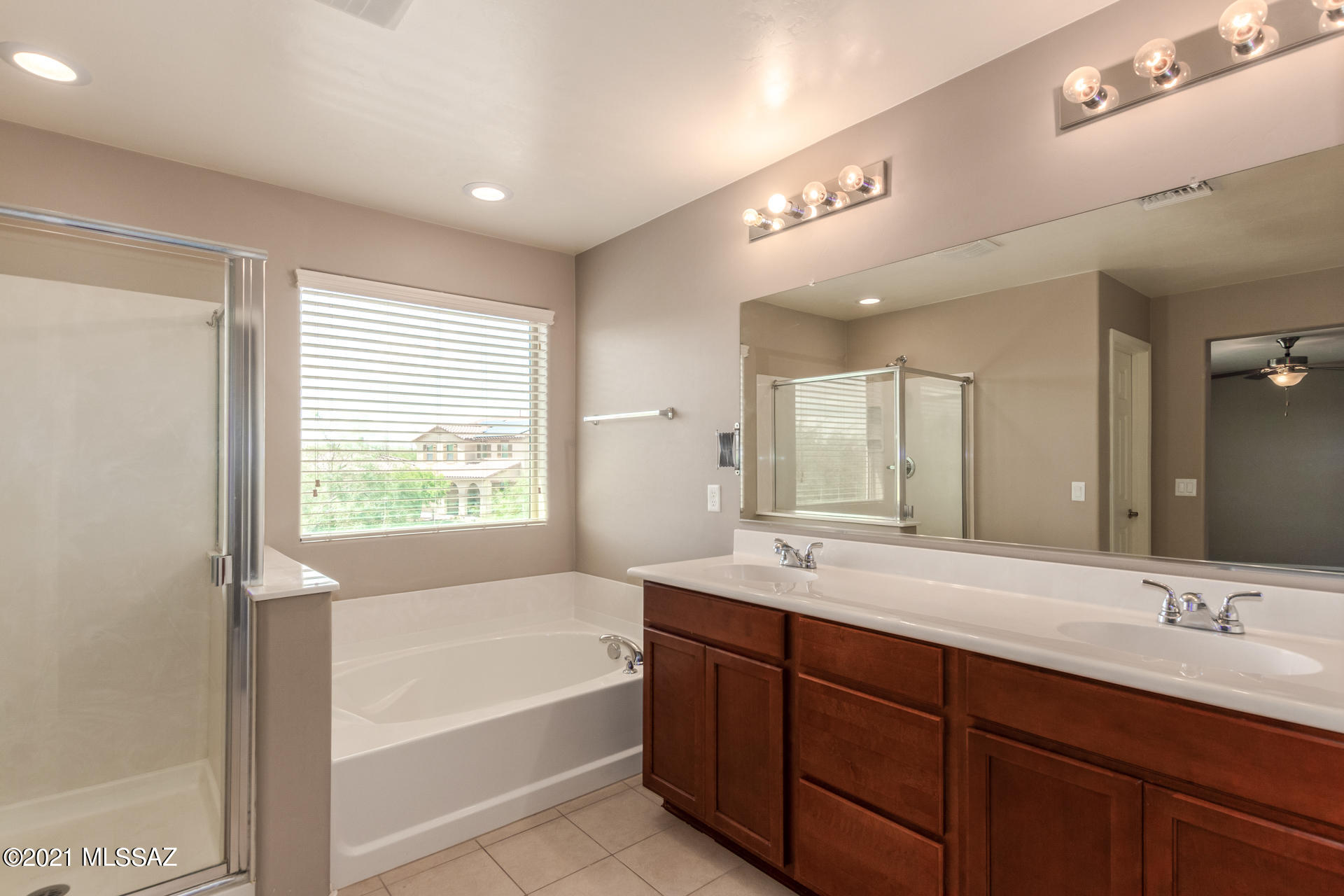 Presidios at Rancho Sahuarita (1-927) - Residential Lease