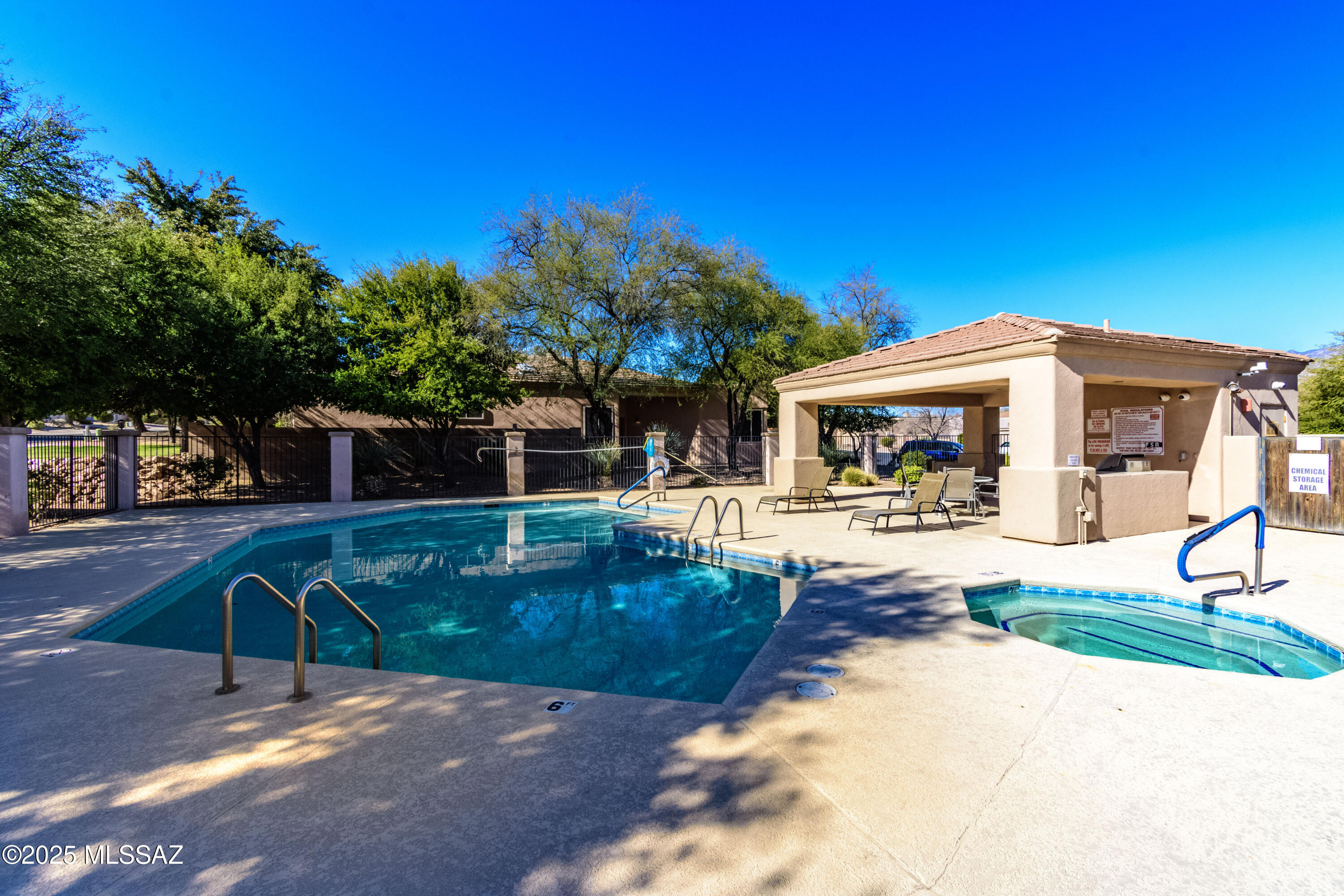 Rancho Esperero (1-343) - Residential