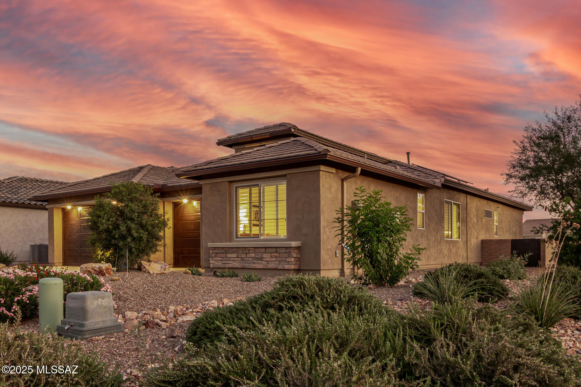 1402 E Claystone Drive