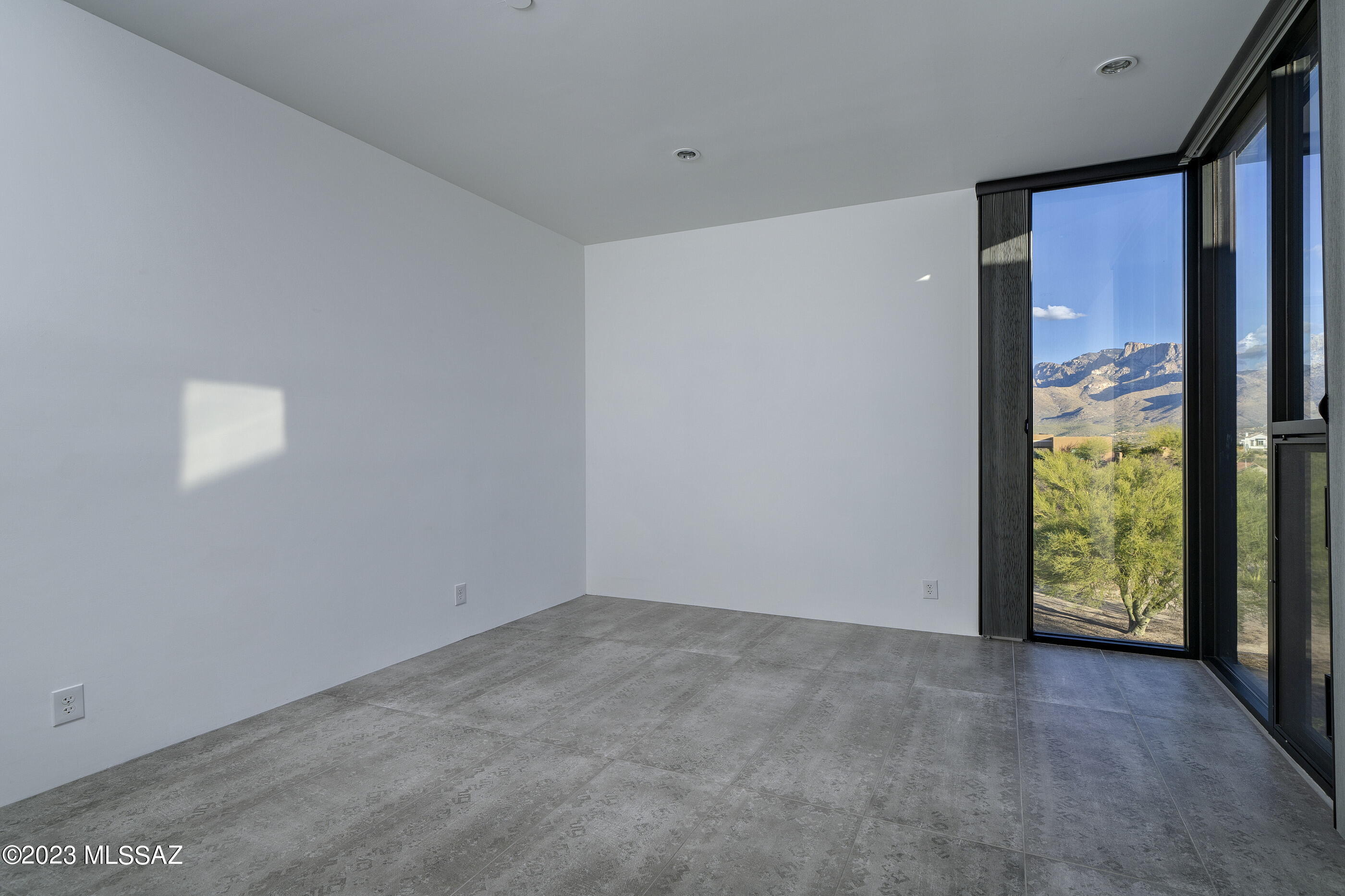 Canada Hills Est Phase ll (42-130) - Residential
