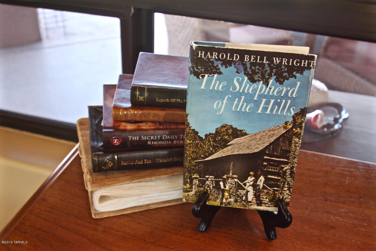 Harold Bell Wright Estates - Residential