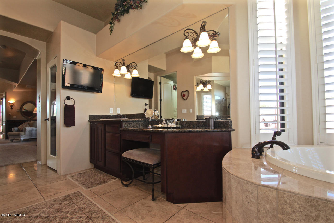 Harold Bell Wright Estates - Residential