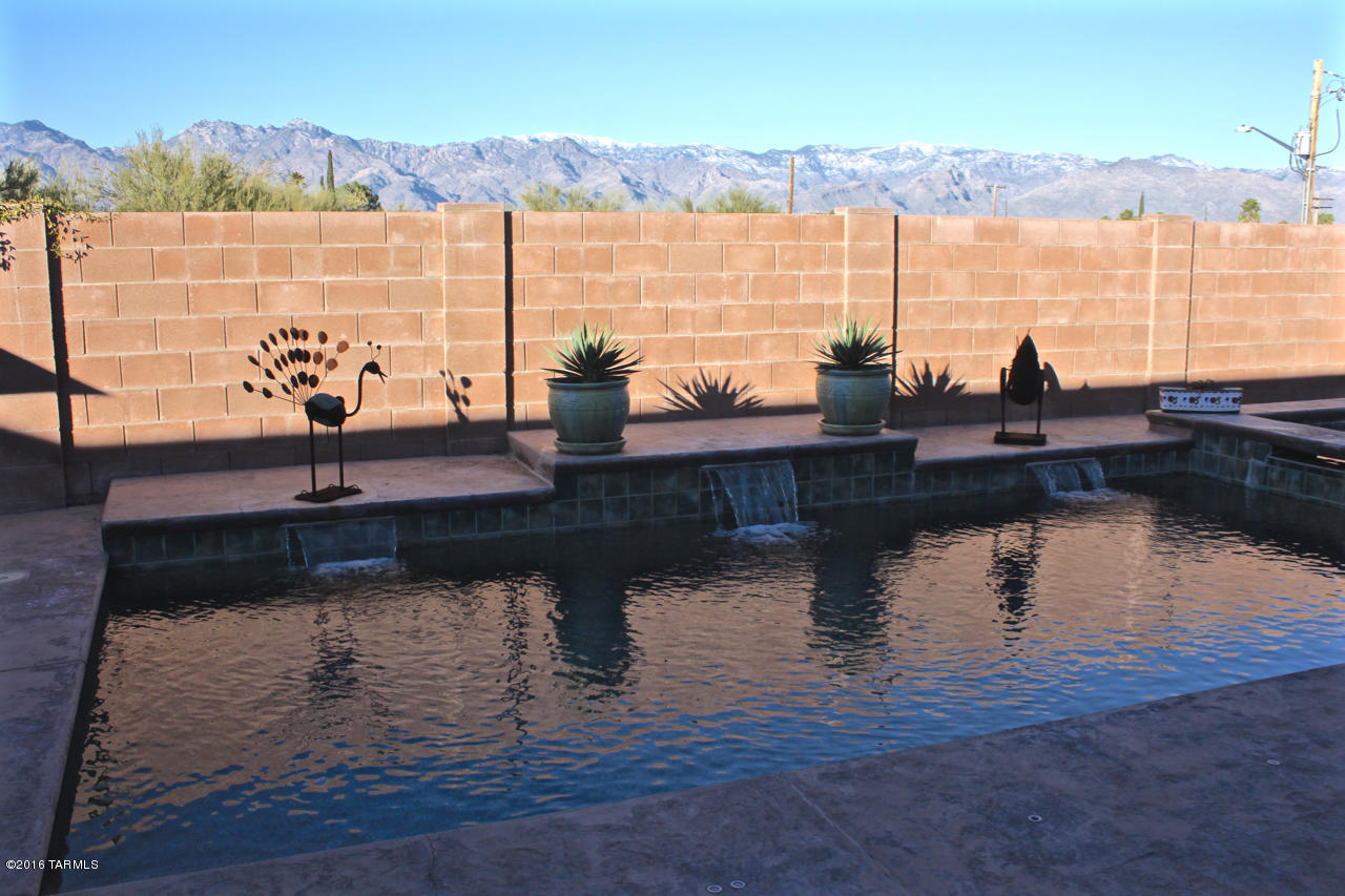 Harold Bell Wright Estates - Residential