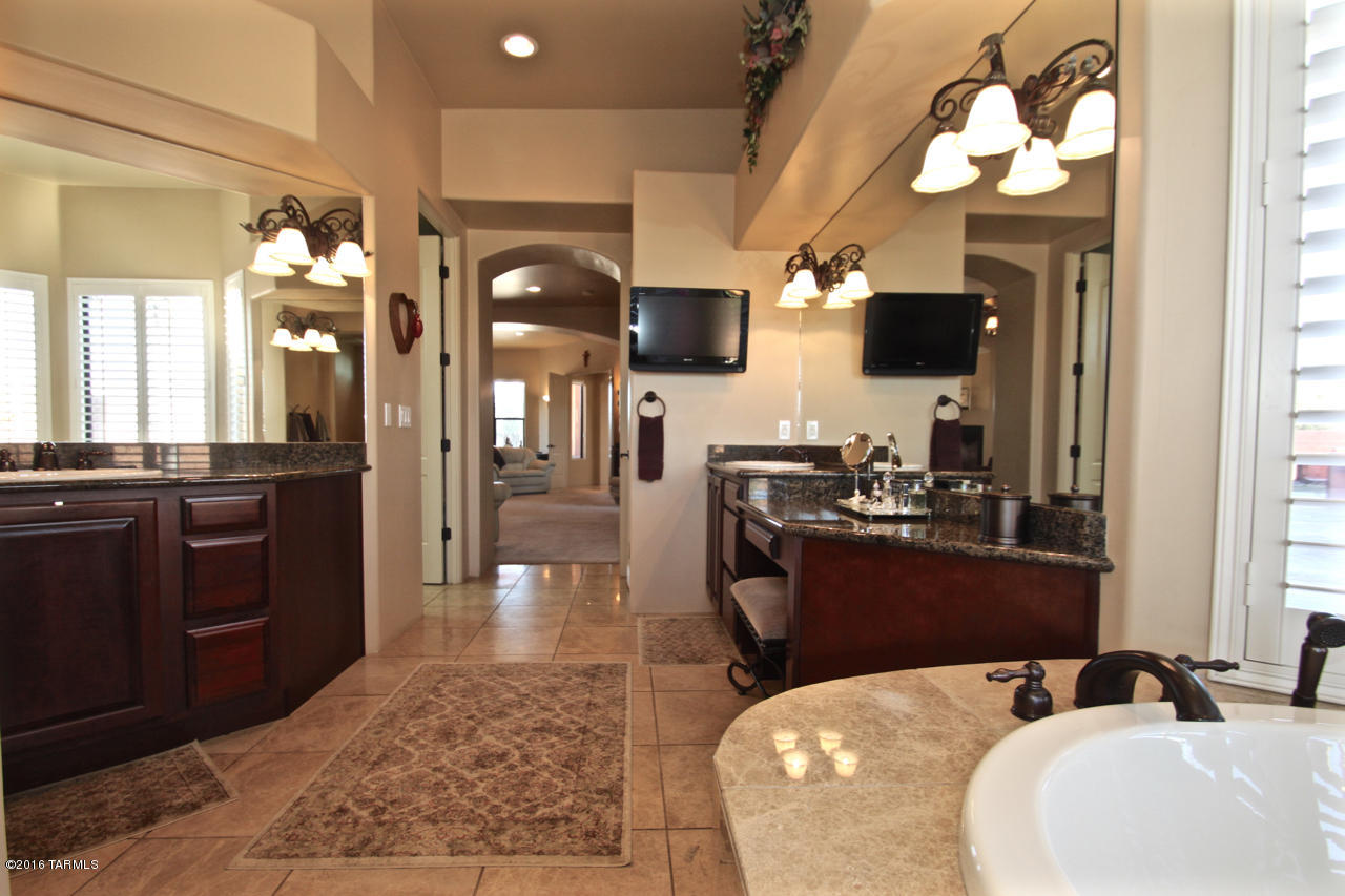 Harold Bell Wright Estates - Residential