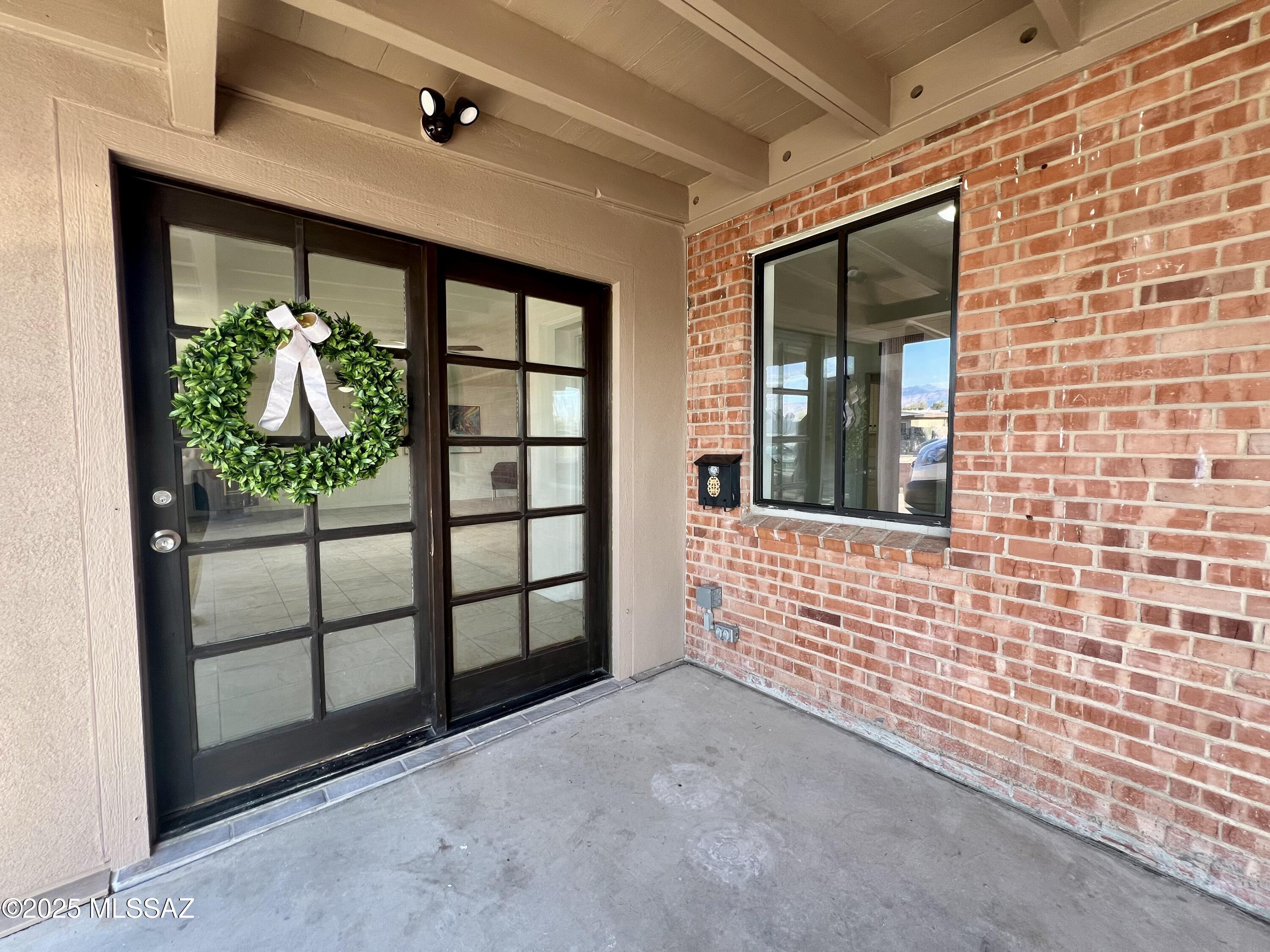 2838 E Beverly Drive