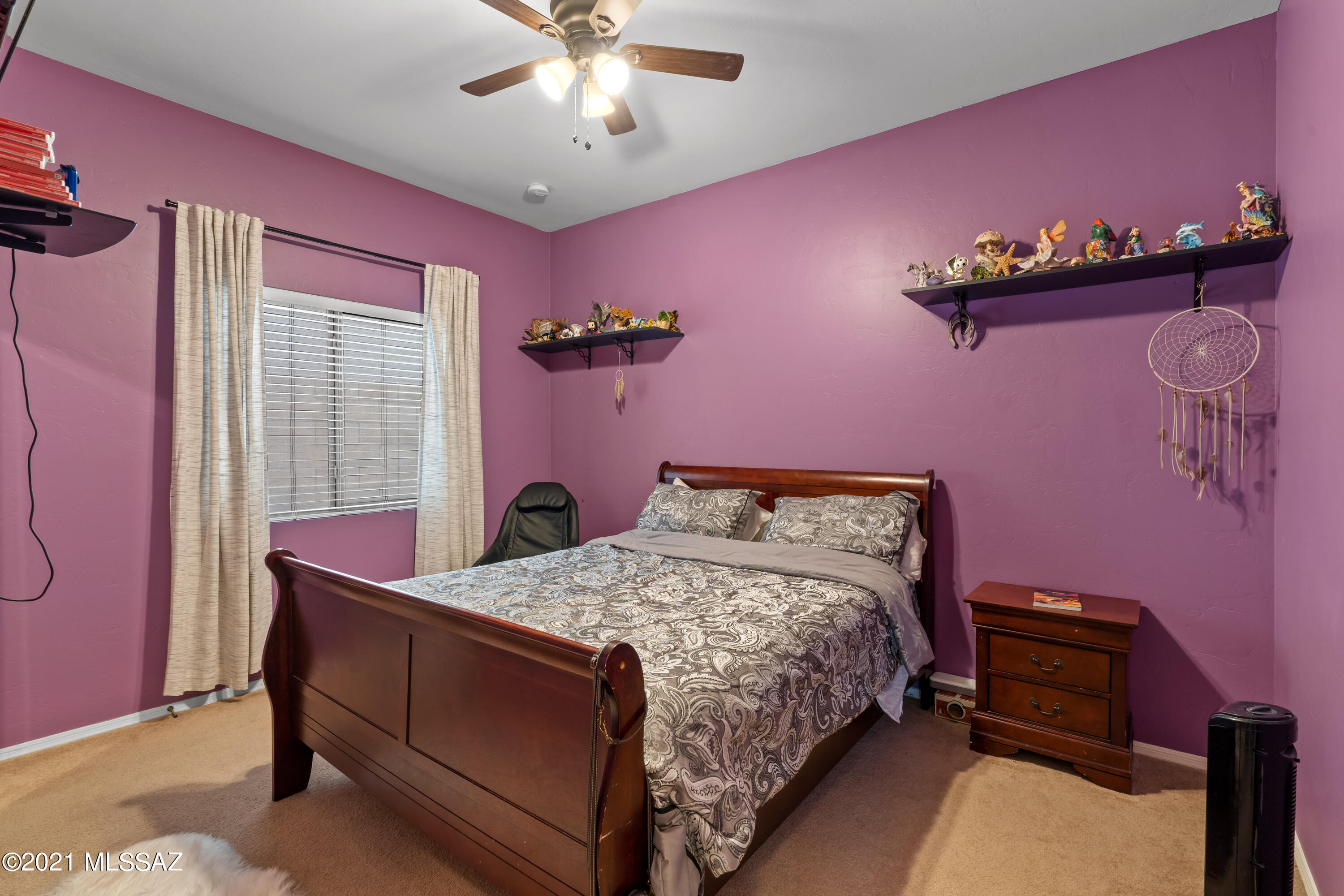 Black Horse (1-411) - Residential