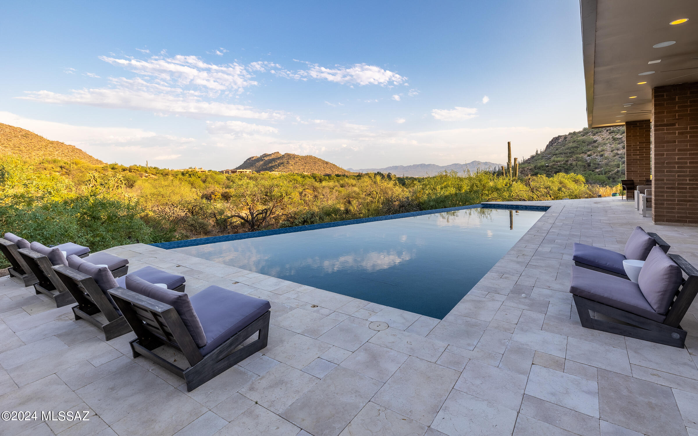 Canyon Pass At Dove Mountain - Residential