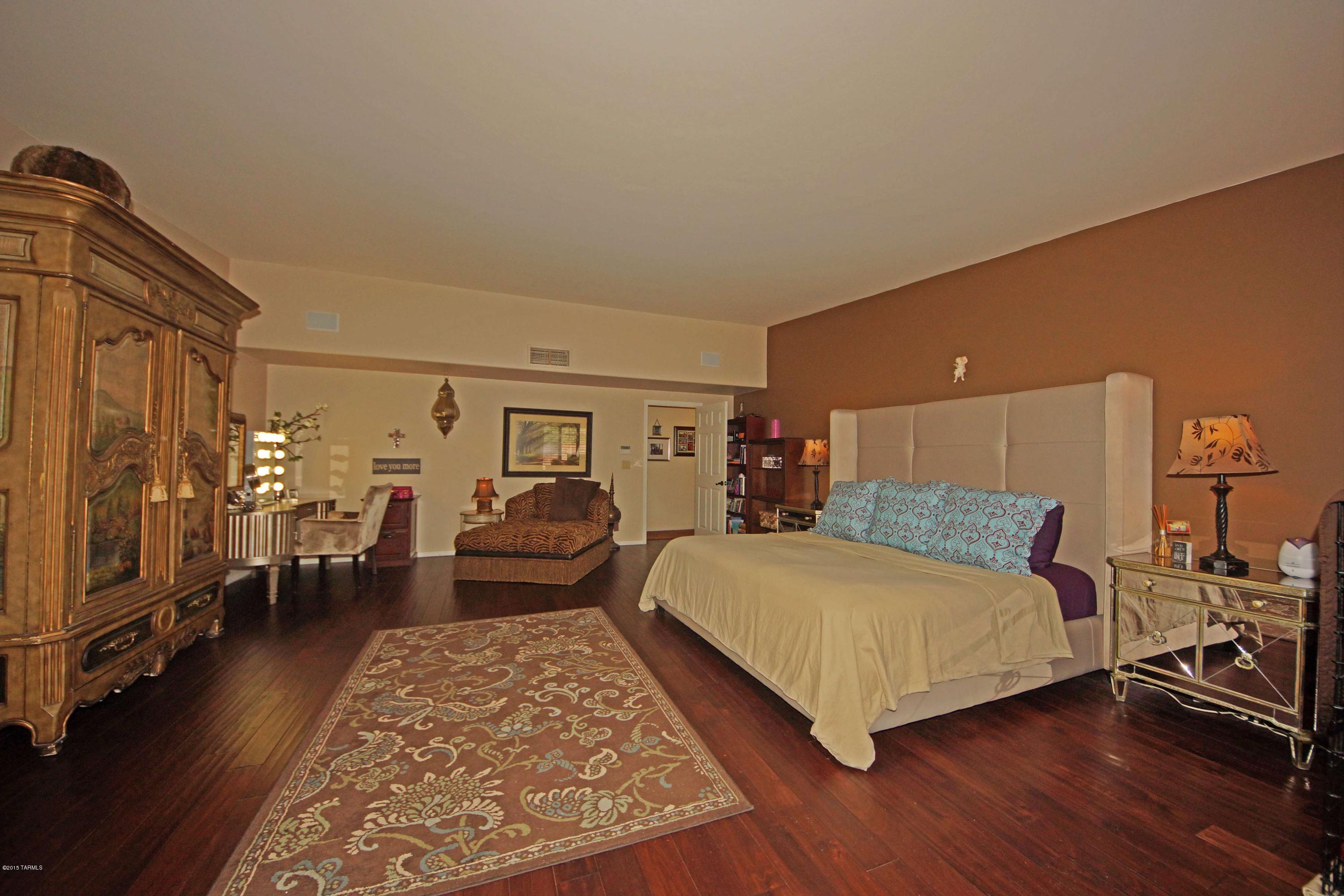 Catalina Foothills Estates NO. 2 - Residential