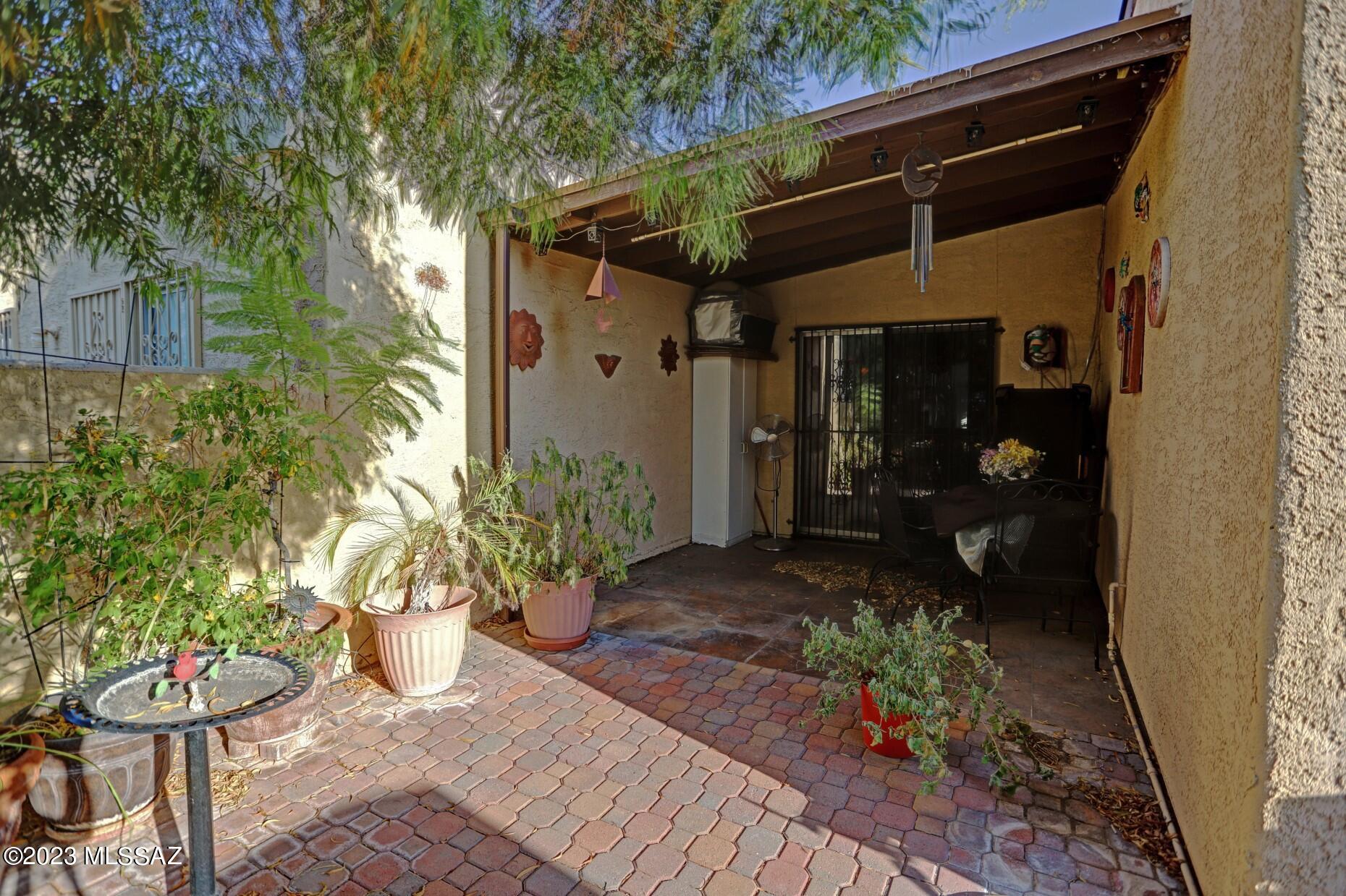 Ladera Brisas Townhouses (1-106) - Residential