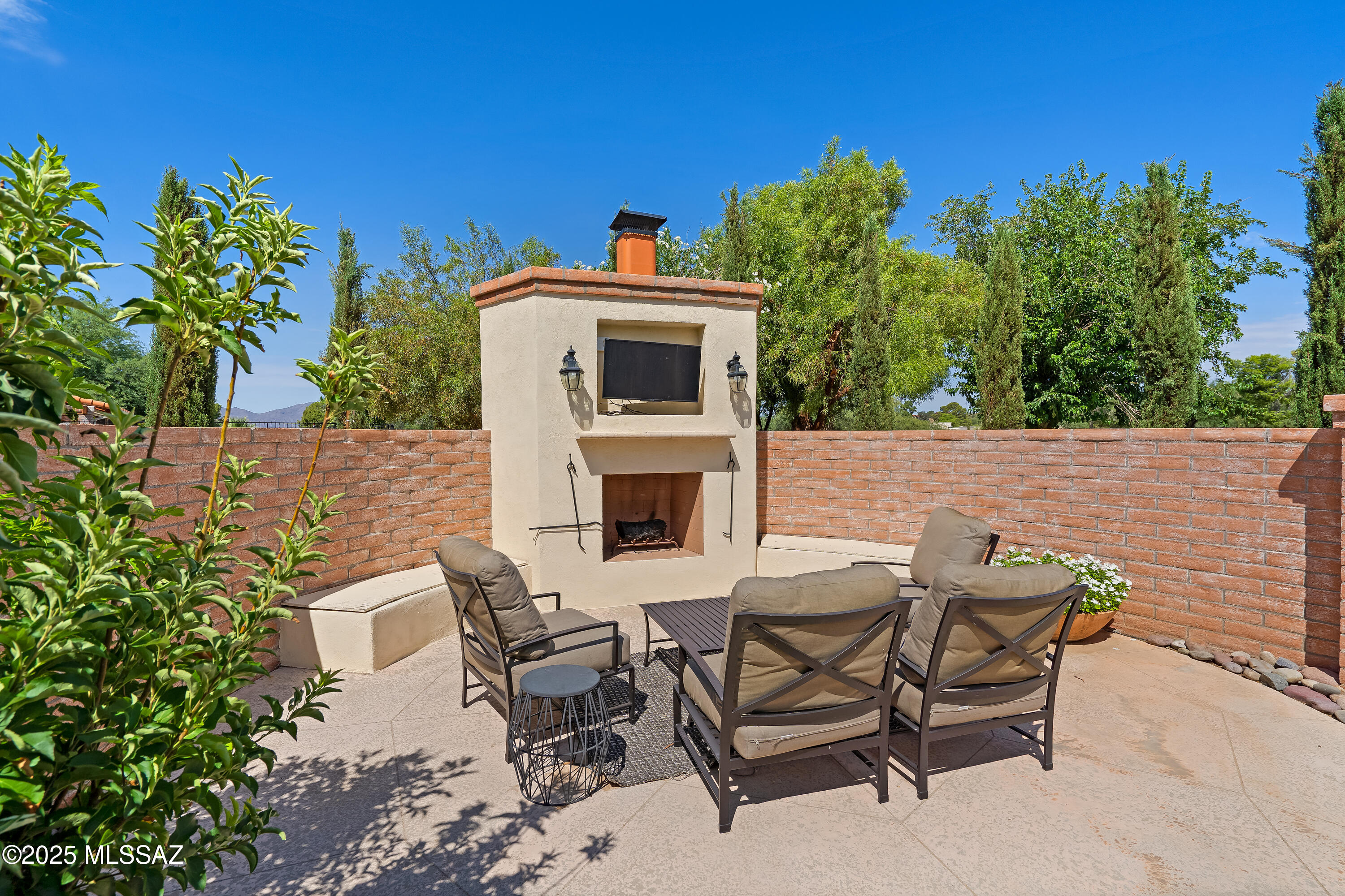 Tucson National Est - Residential