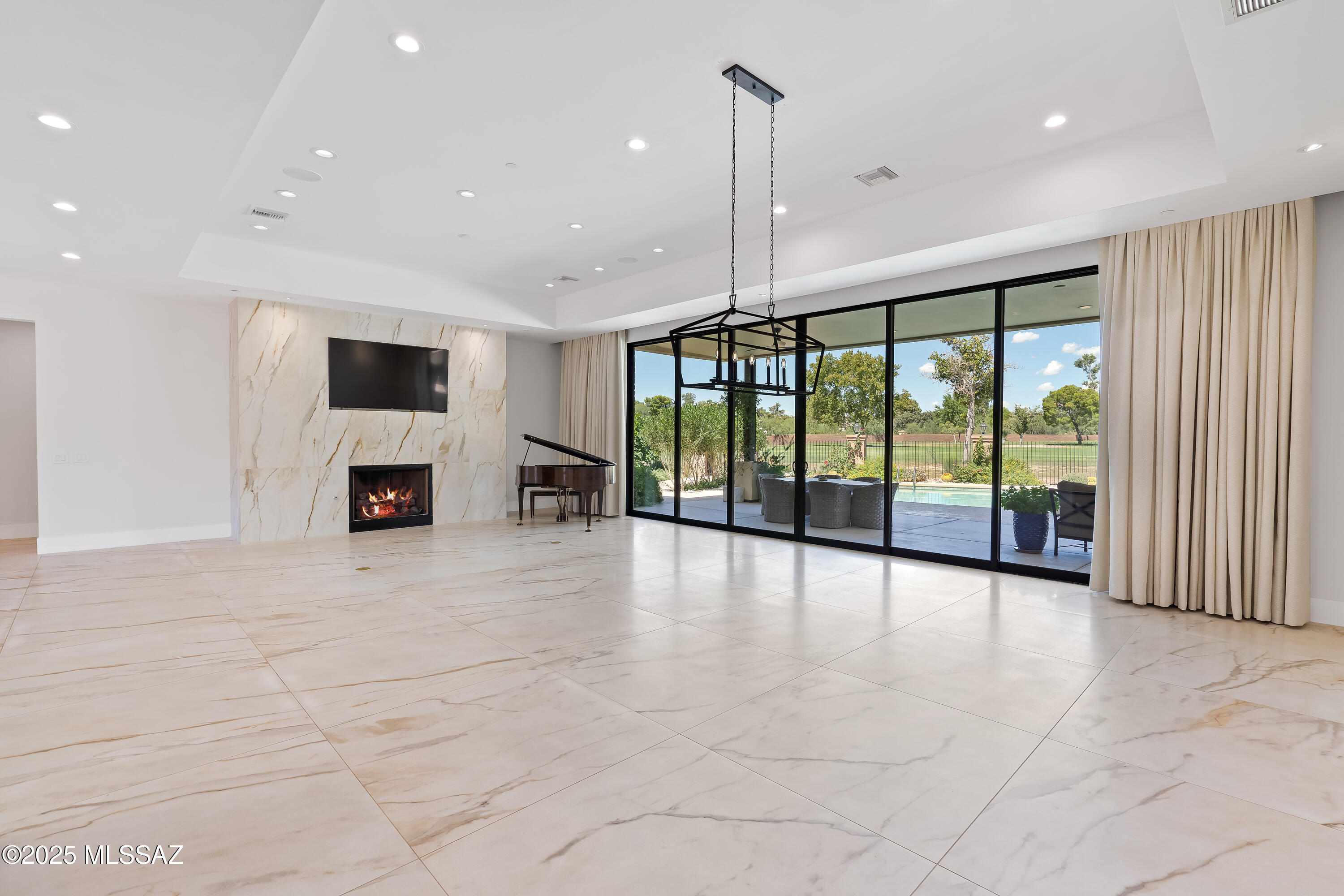 Tucson National Est - Residential