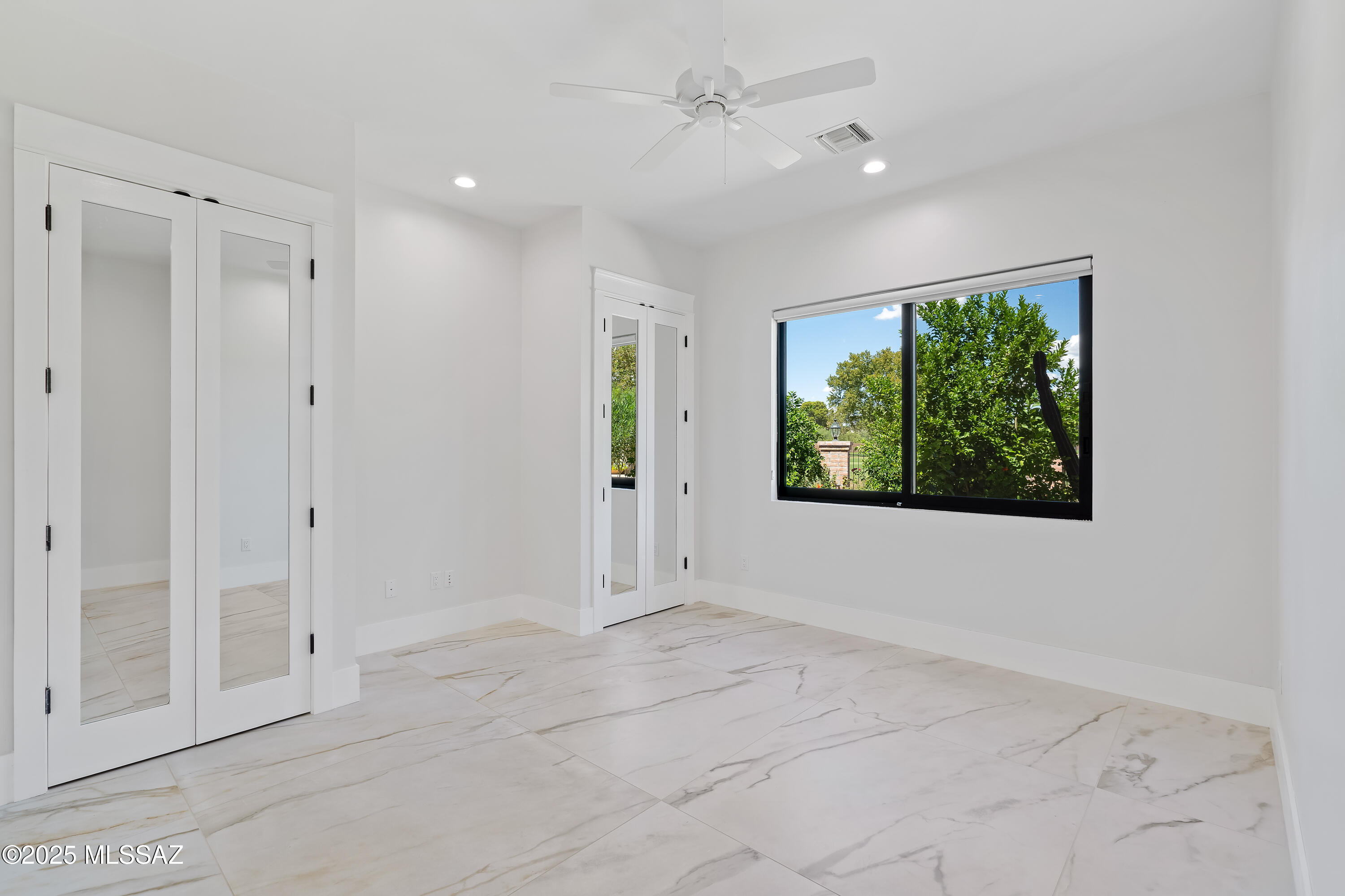 Tucson National Est - Residential