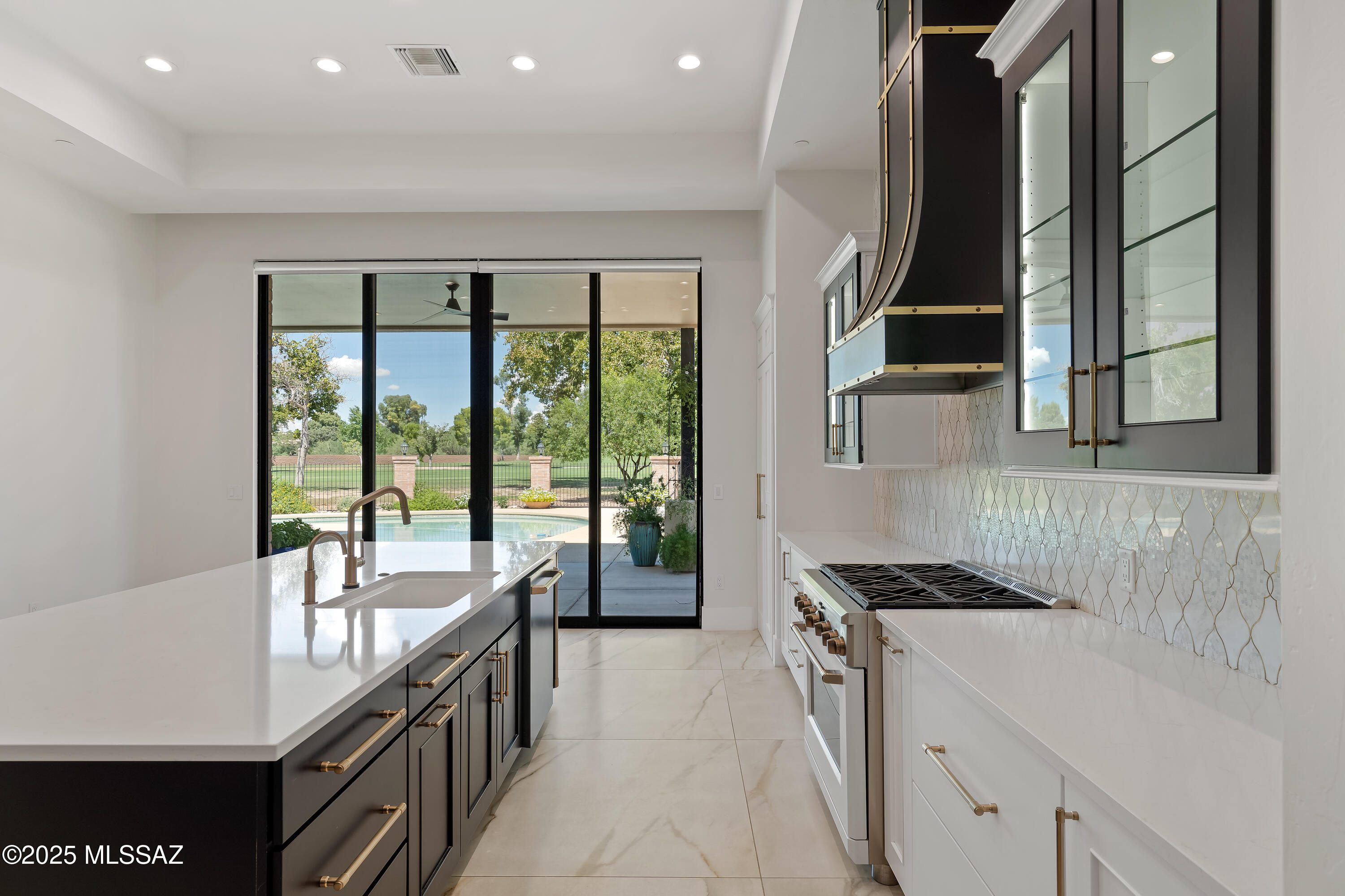 Tucson National Est - Residential