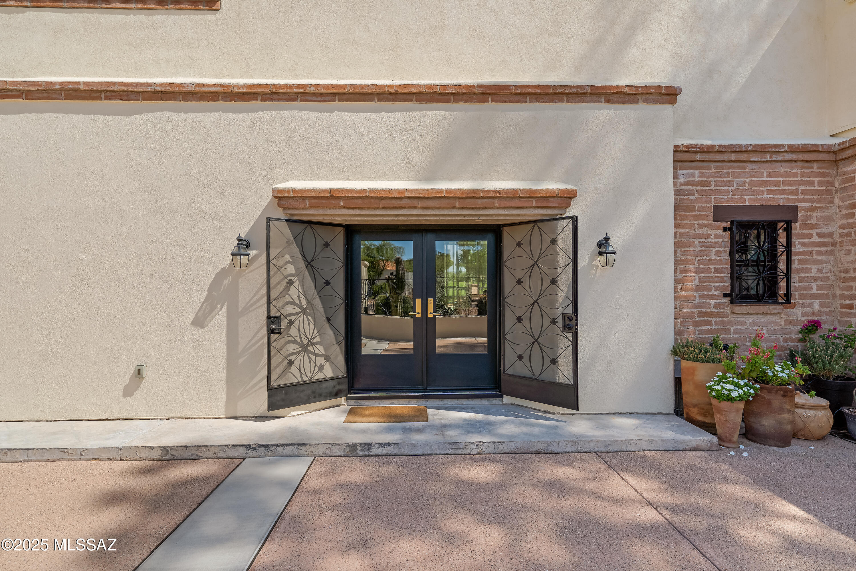 Tucson National Est - Residential