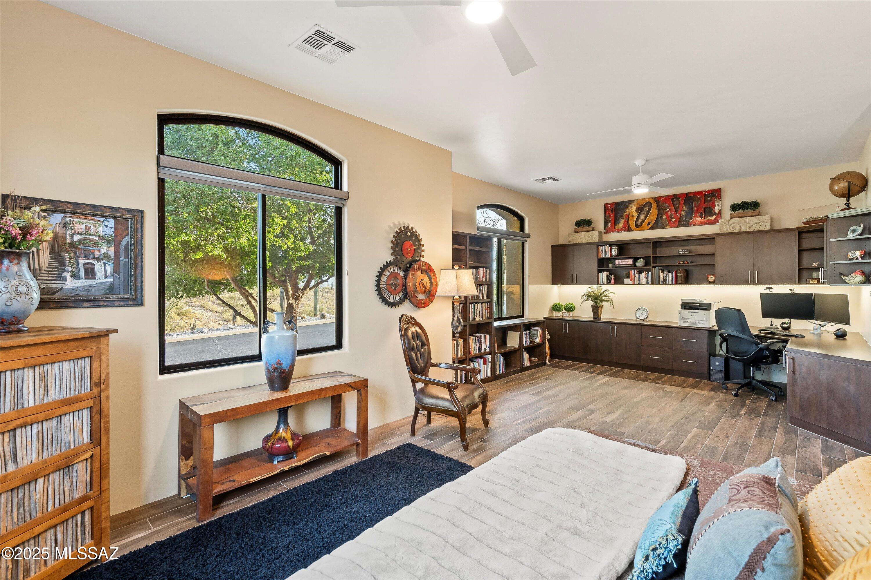 Sabino Mountain (1-290) - Residential