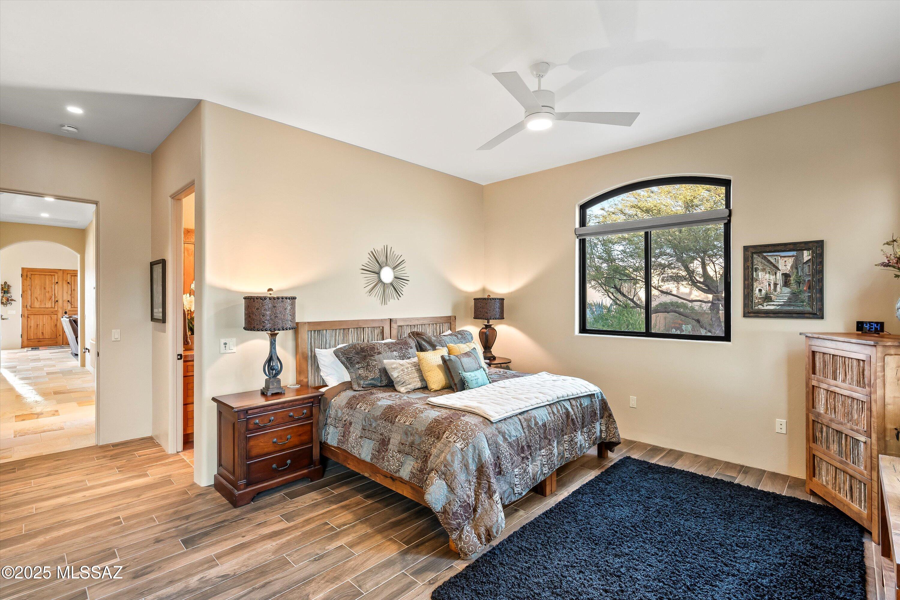 Sabino Mountain (1-290) - Residential