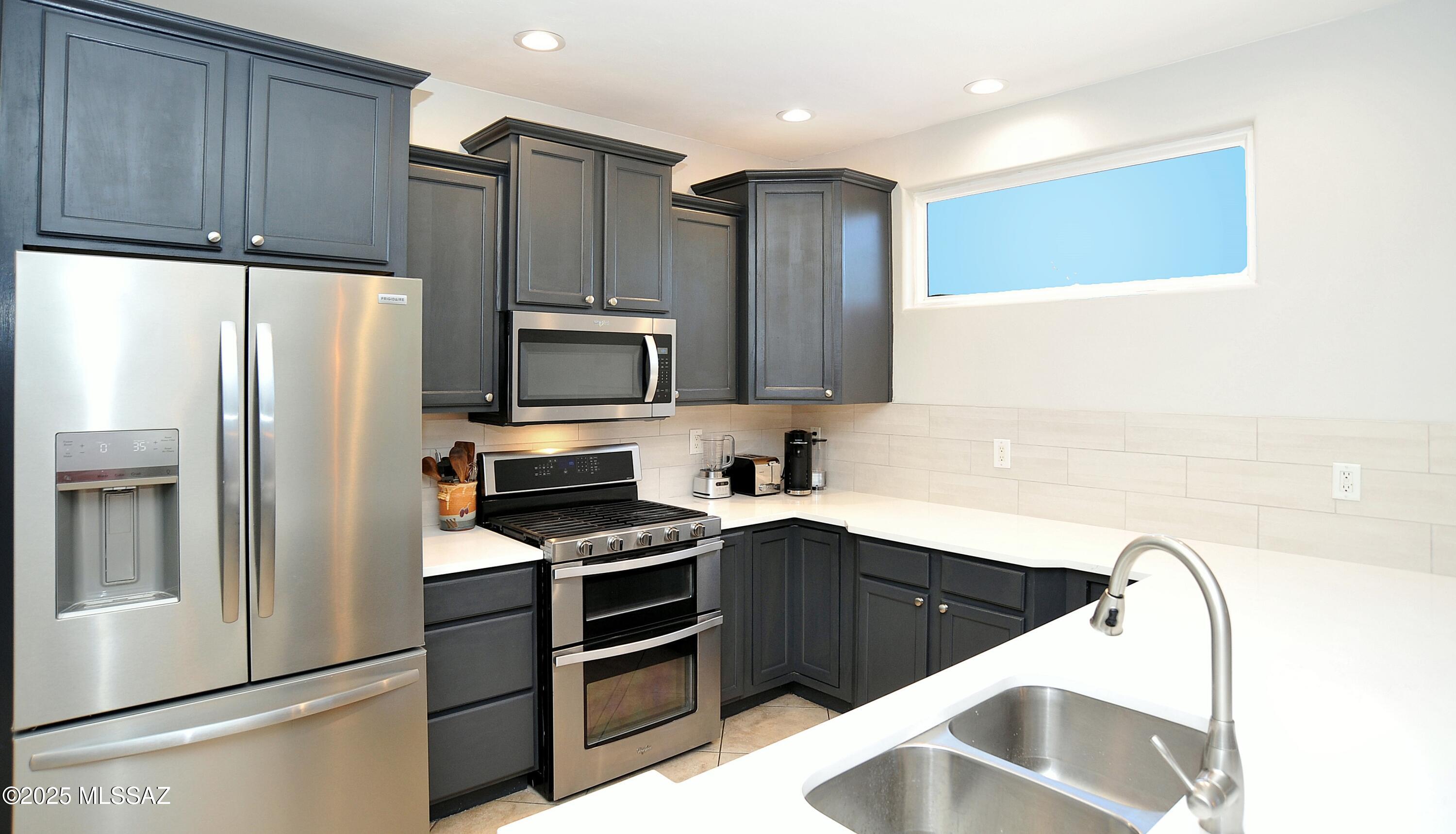 3854 Look Backridge Place