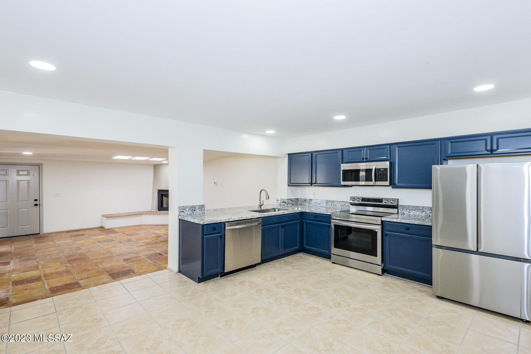 Eastern Hills Townhouses (1-25) - Residential Lease