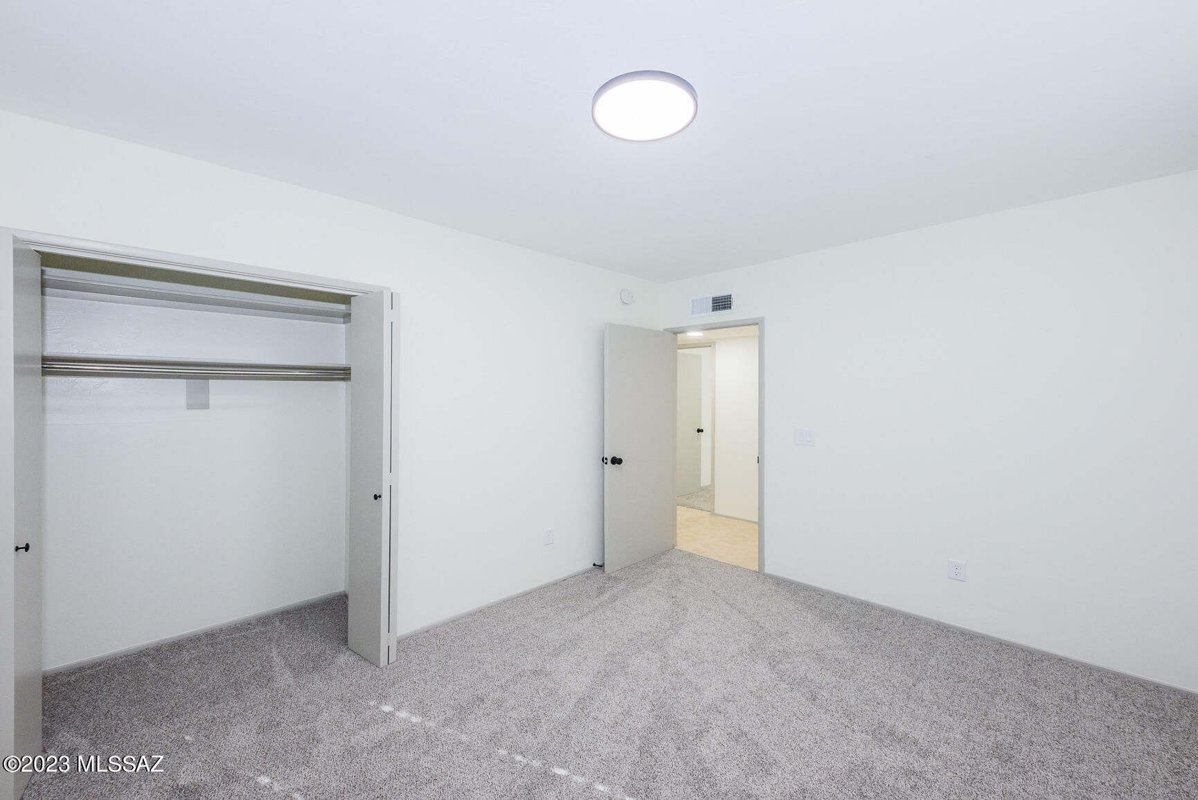 Eastern Hills Townhouses (1-25) - Residential Lease