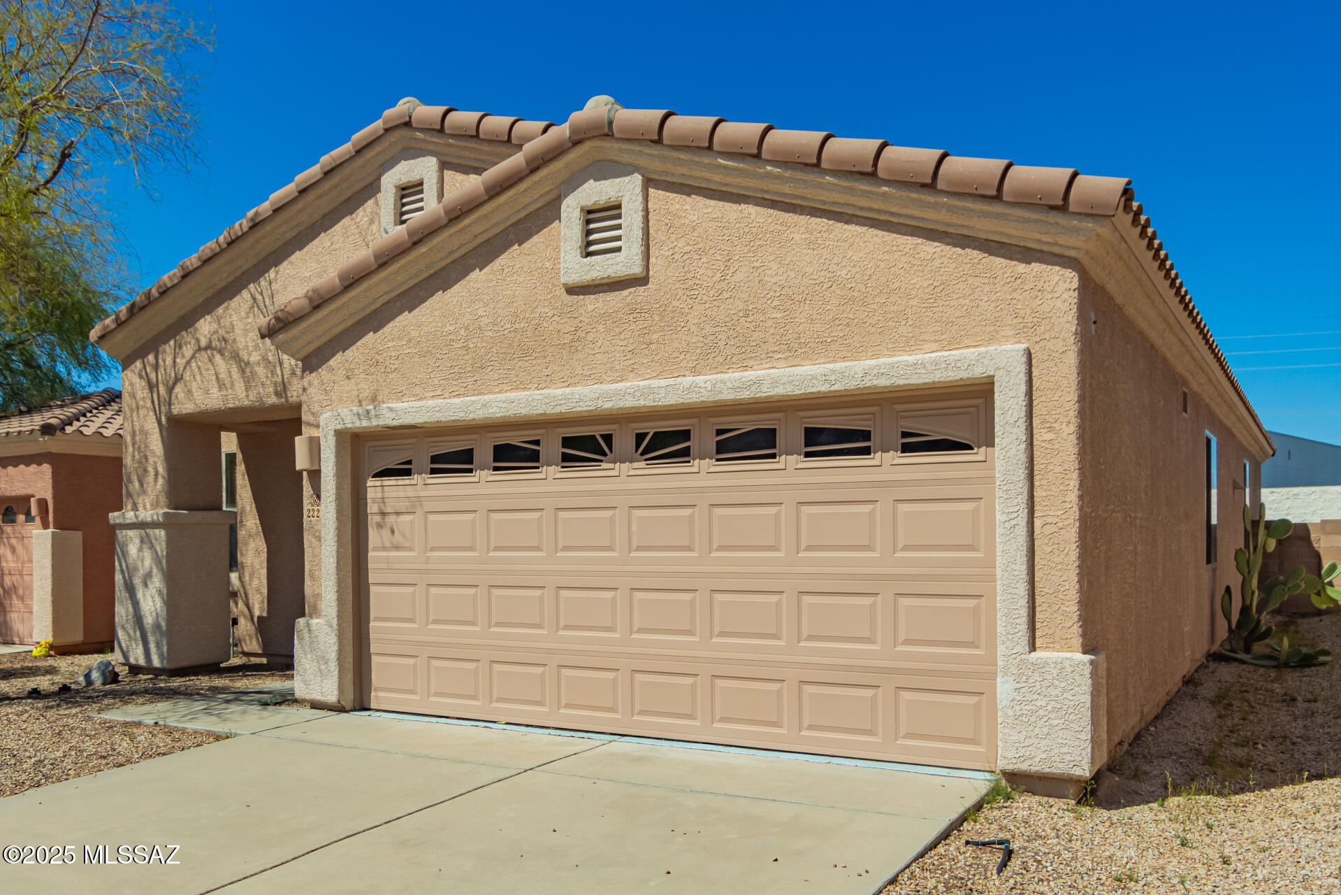 2221 E Stone Stable Drive