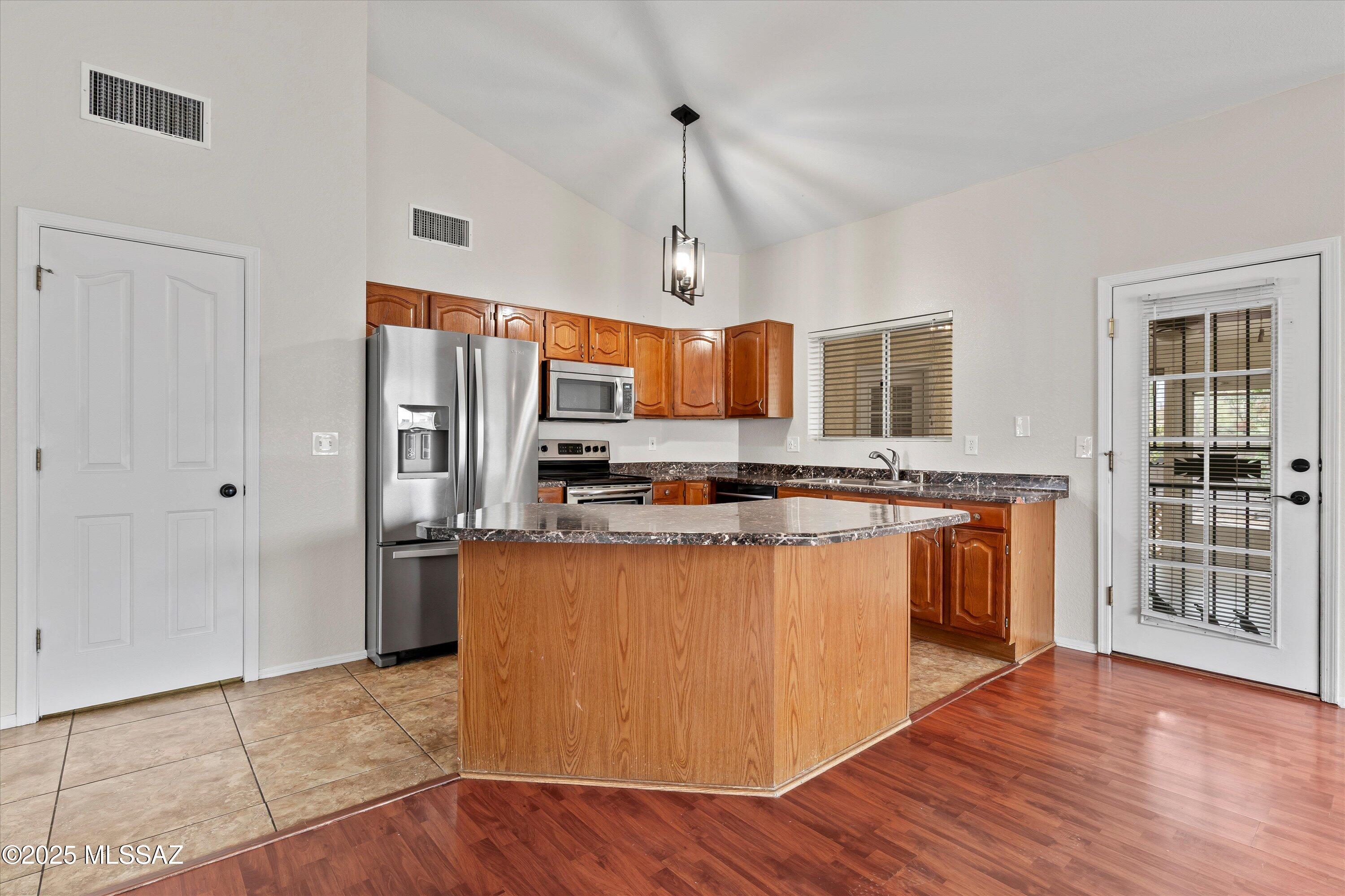 1626 W Duskfire Place