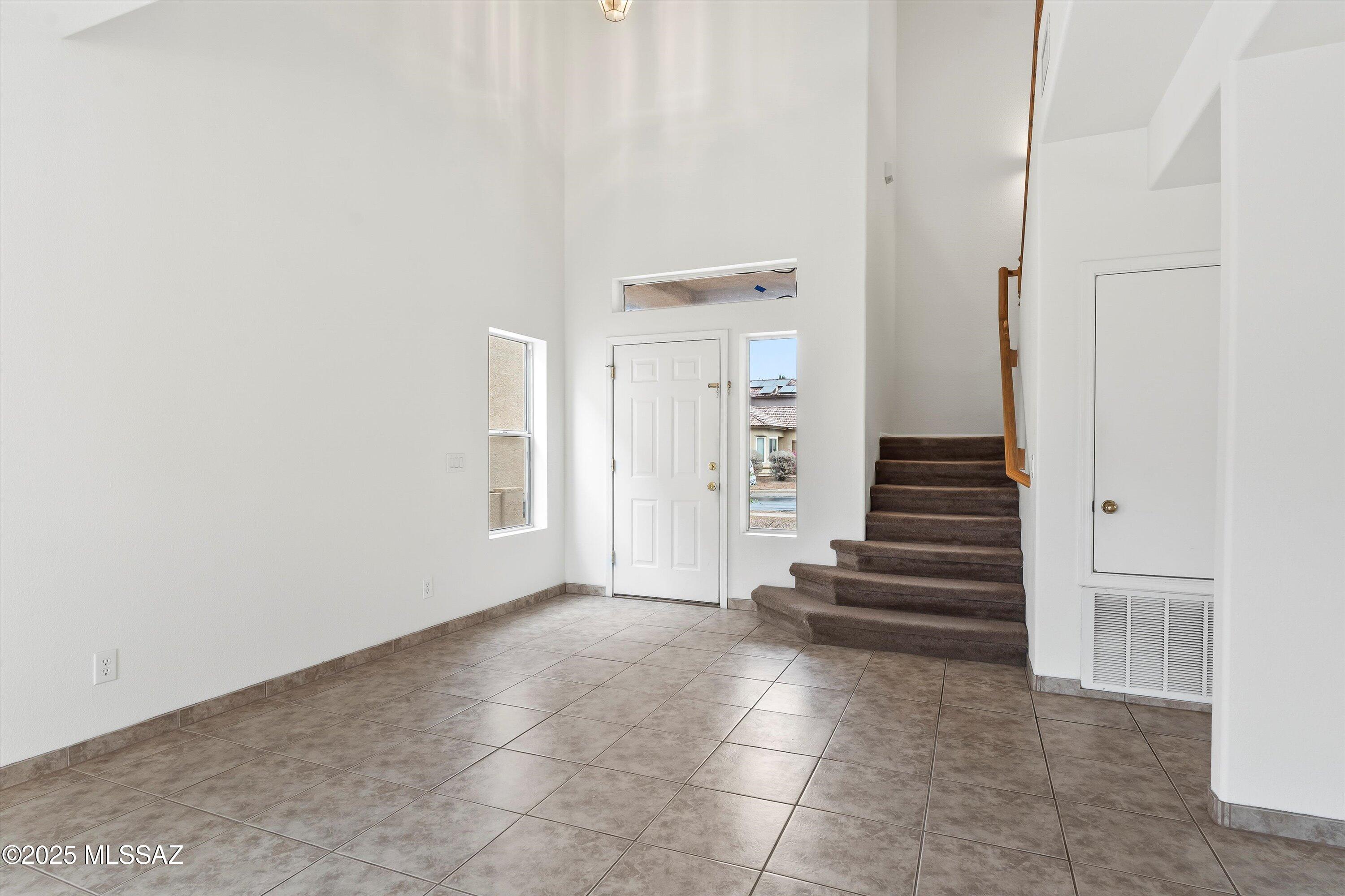 7333 W Sunset Mountain Drive
