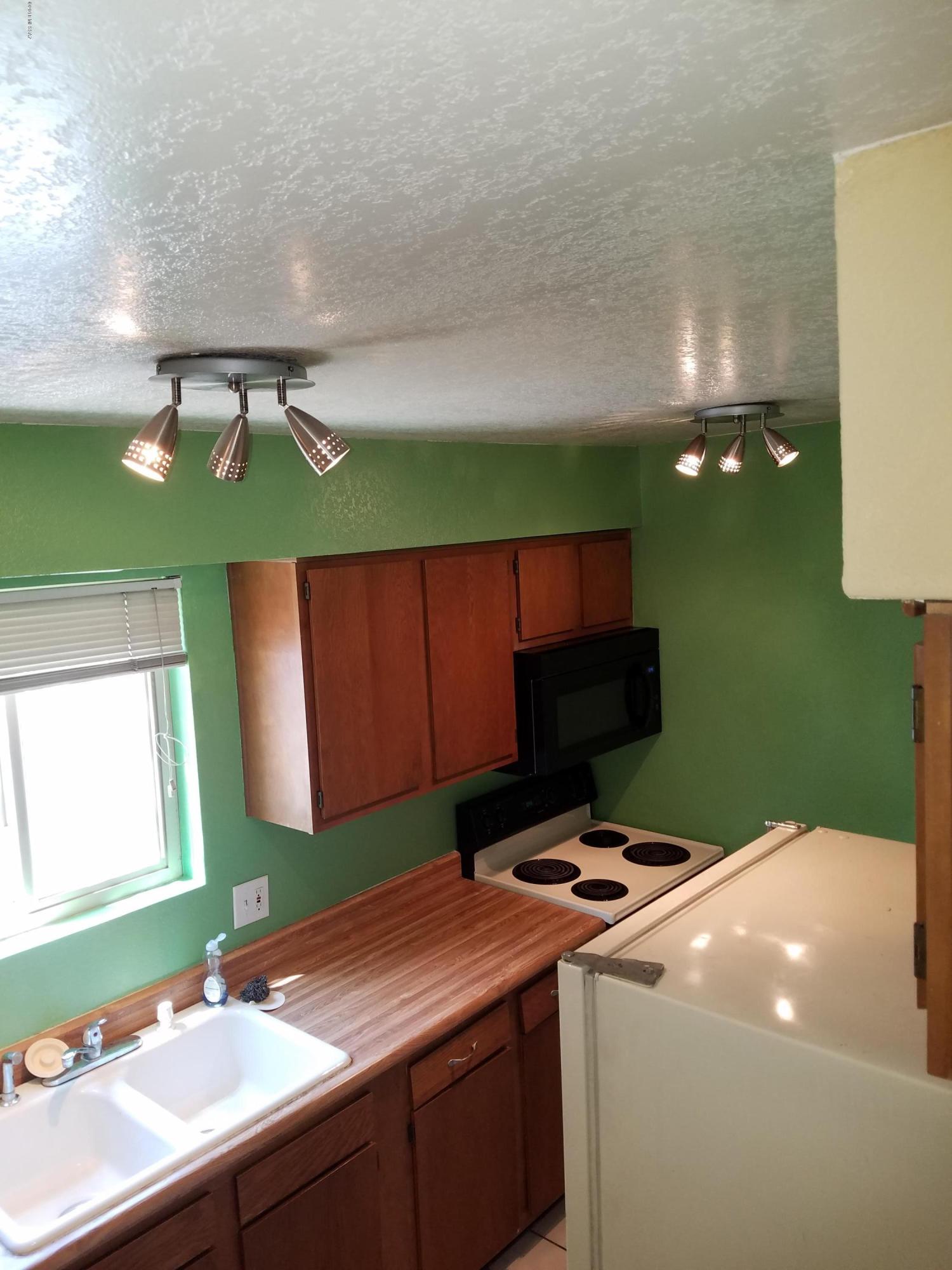 Waters Edge Condos. - Residential