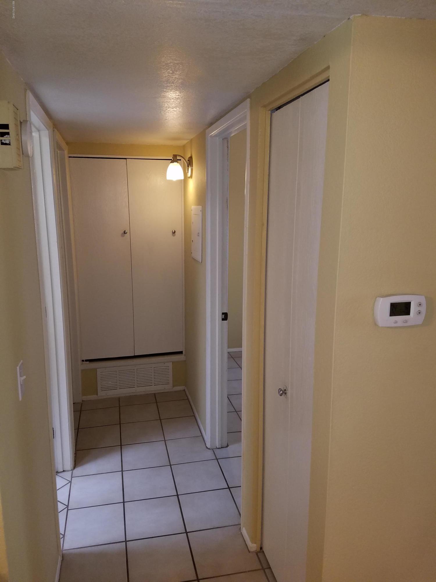 Waters Edge Condos. - Residential