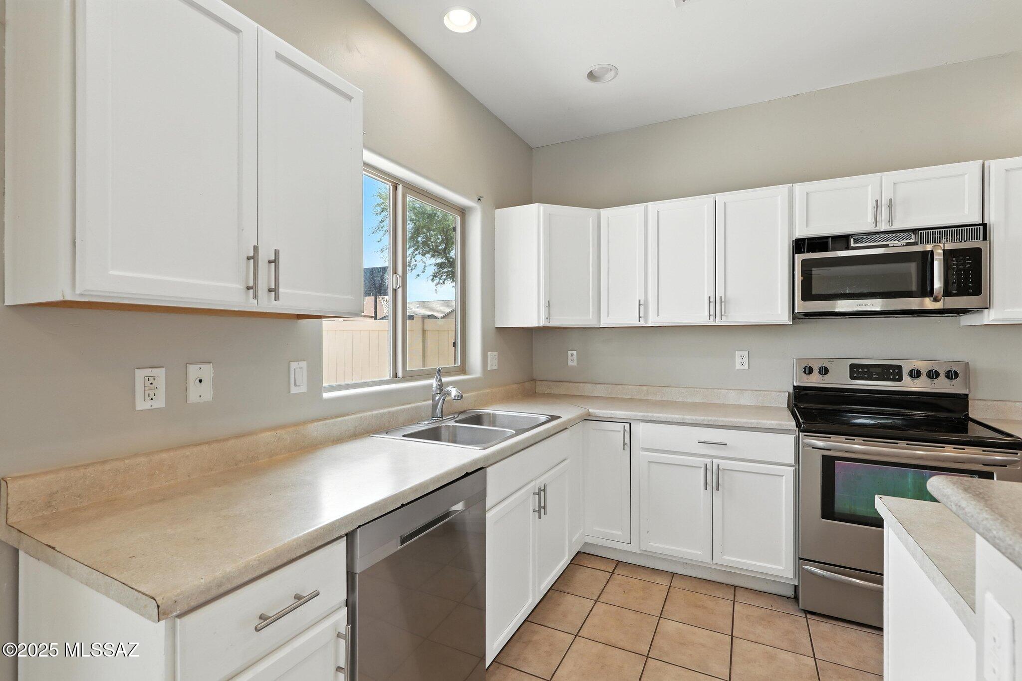 Red Rock Village 1 - Residential