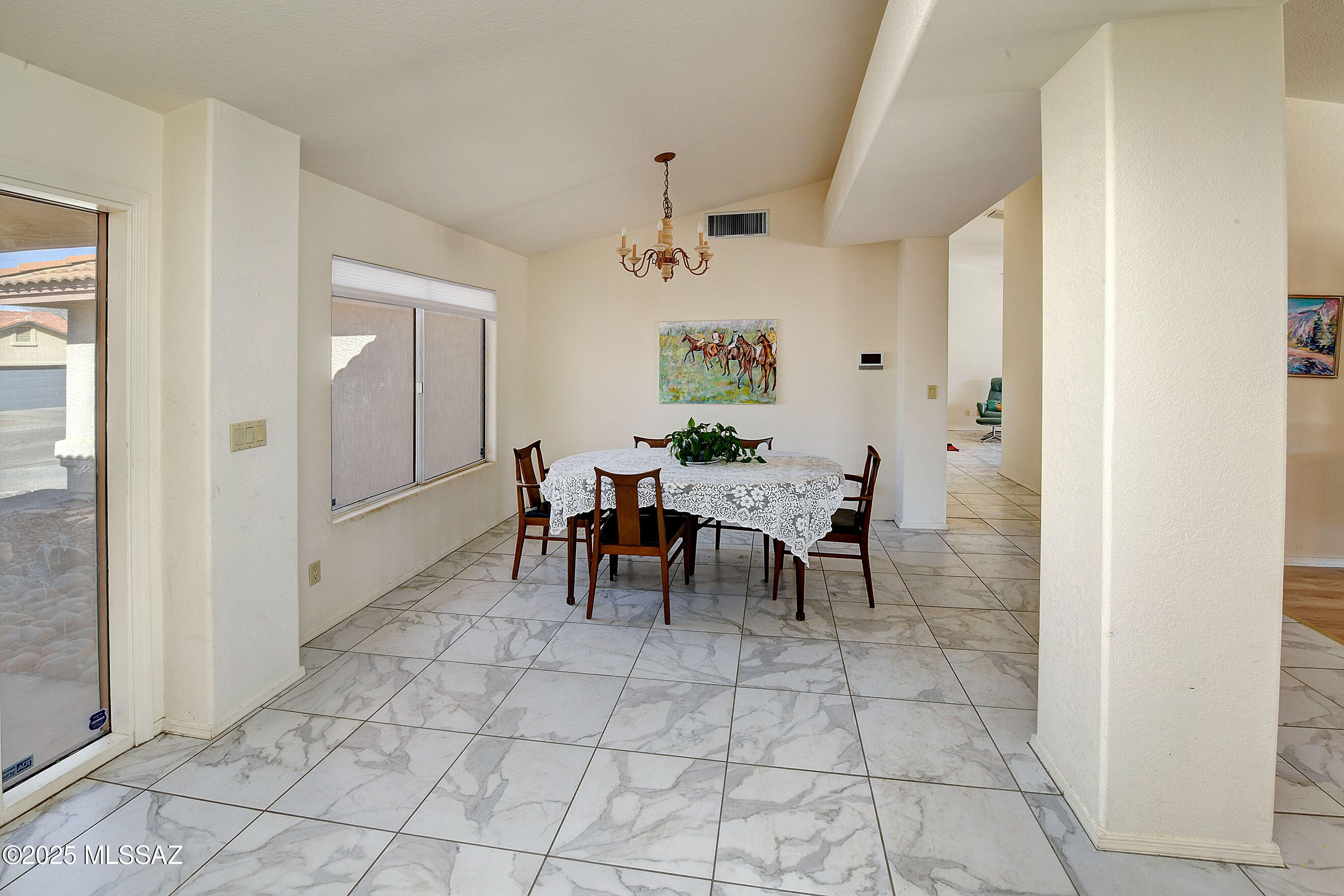 Nueve Campanas (1-9) - Residential