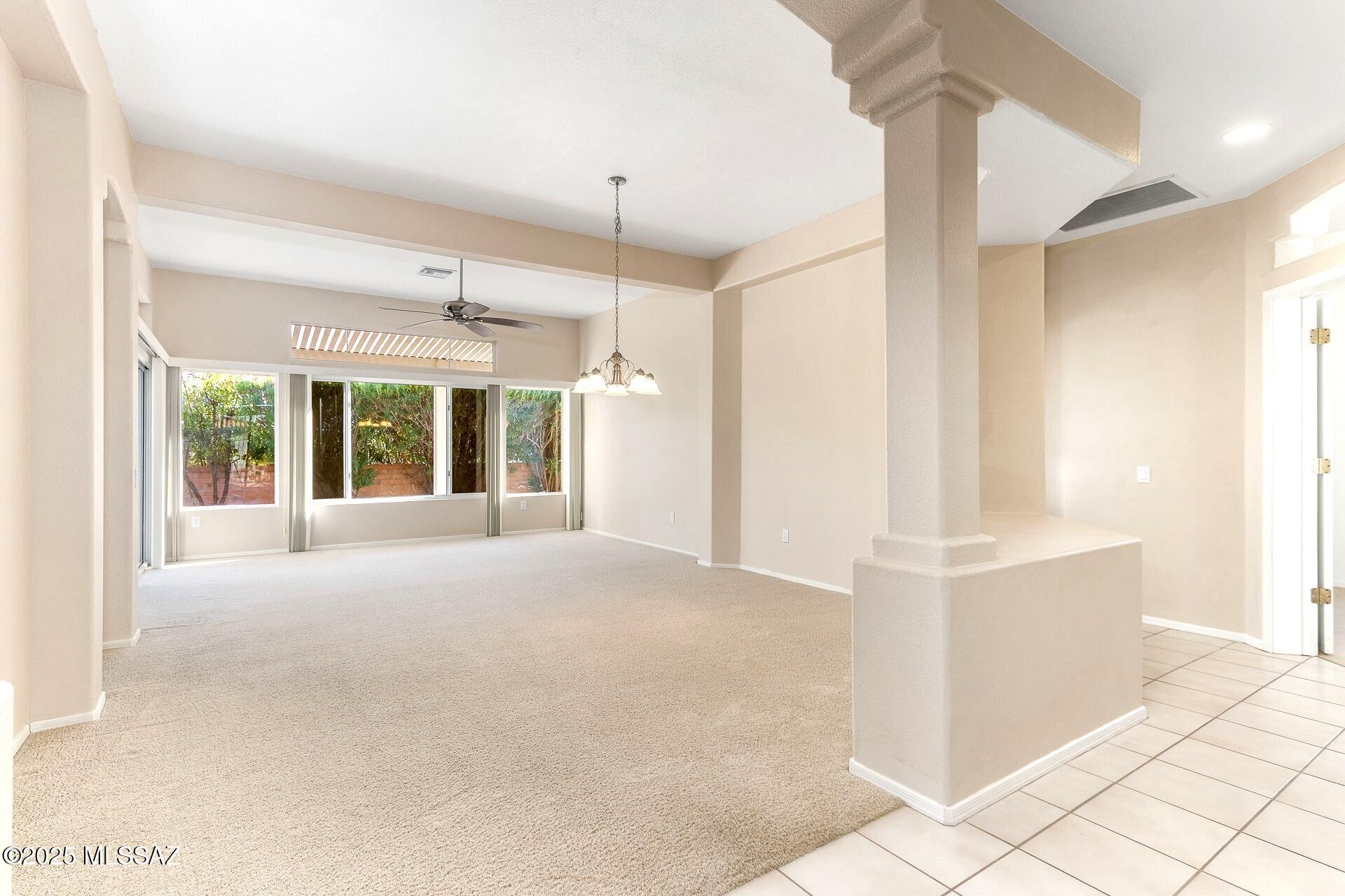 1848 E Crown Ridge Way